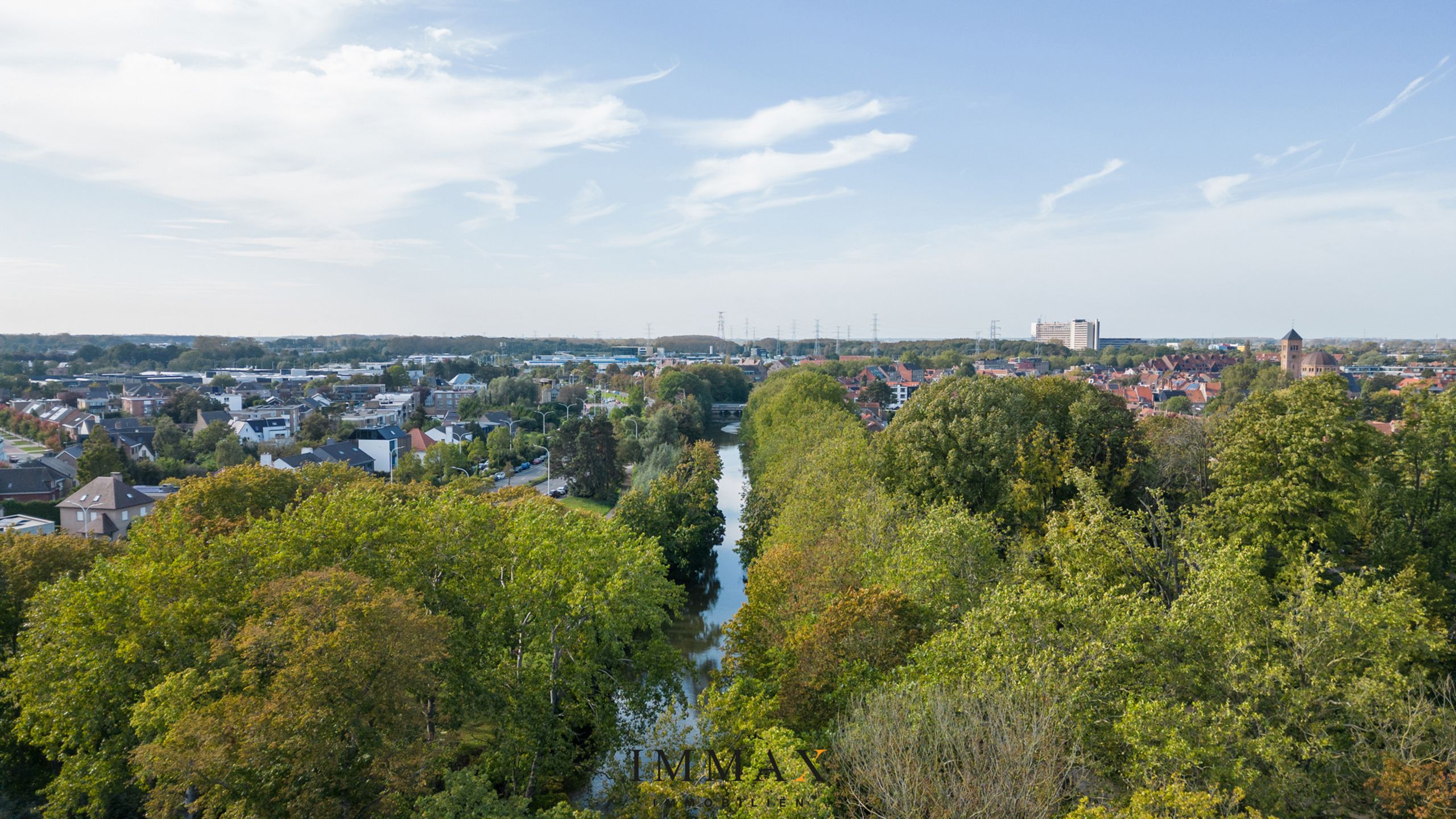 Luxueus afgewerkt appartement met mooi uitzicht  foto 22