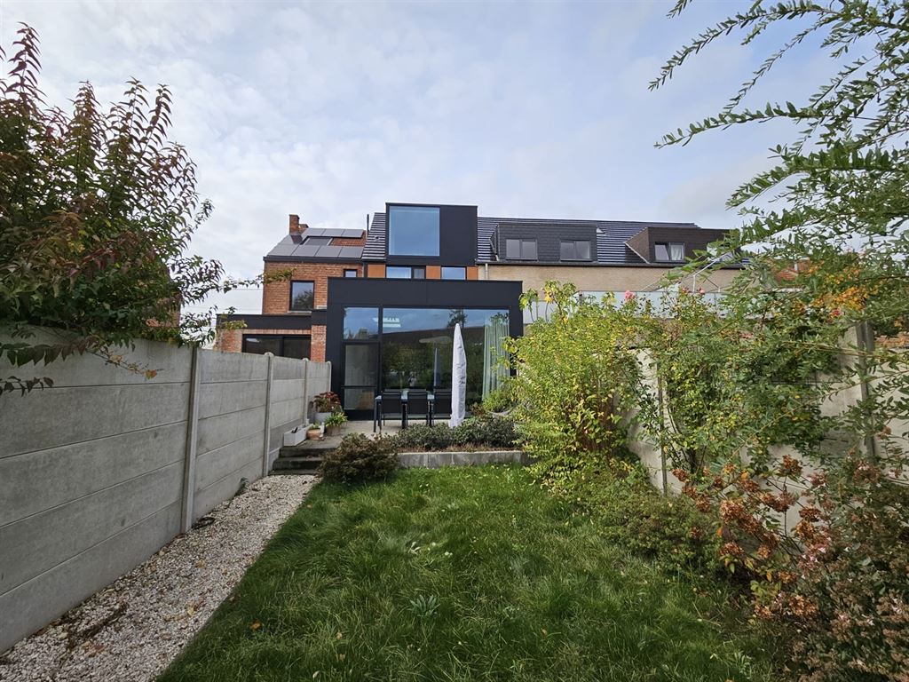 prachtig afgewerkte woning foto 35