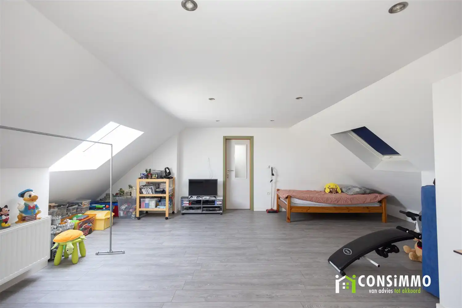 Instapklare en verrassend ruime gezinswoning met 6 slaapkamers in Munsterbilzen foto 29