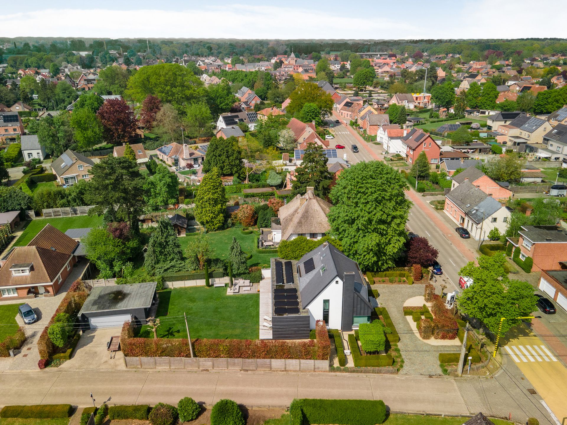 Energiezuinige villa met luxe afwerking en zonnige tuin (1.183 m²) foto 39