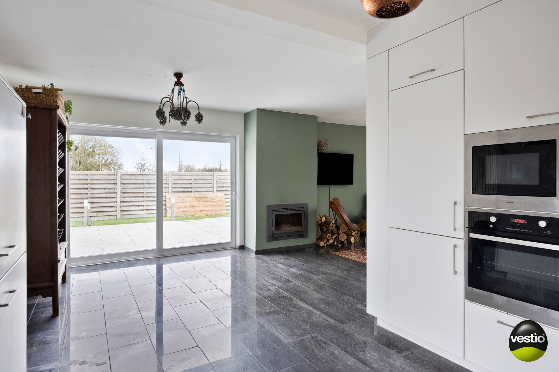 Instapklare, vrijstaande splitlevel-woning met 4 slaapkamers en praktijkruimte op de grens tussen Zutendaal en Lanaken foto 8
