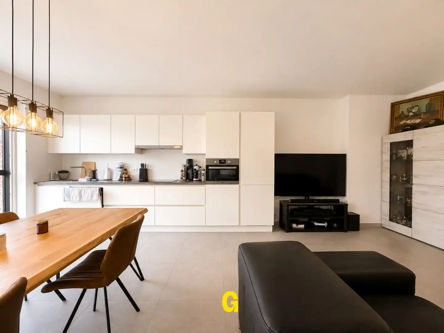 Knap afgewerkt gelijkvloersappartement met 2 slaapkamers, ruim terras en tuintje met tuinberging foto 10