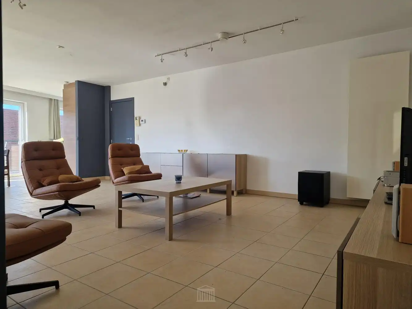 Ruim (126m²) en lichtrijk appartement met 3 slaapkamers, 2 terrassen in het stadscentrum! foto 5