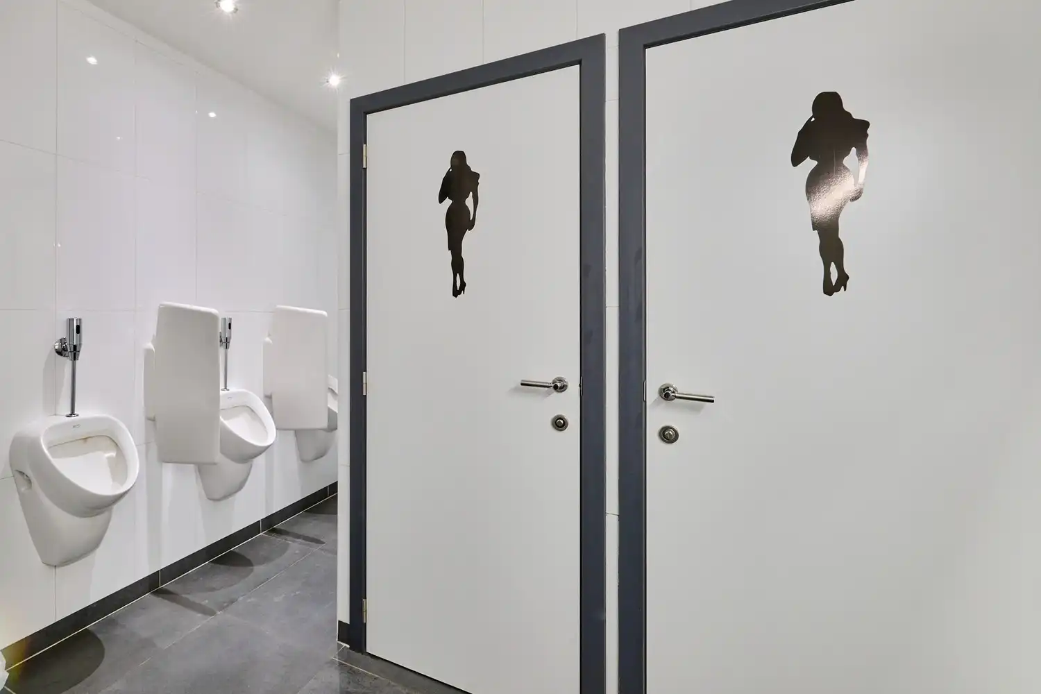 Instapklaar horecapand te koop in Diepenbeek – volledig vernieuwd, tal van mogelijkheden foto 10