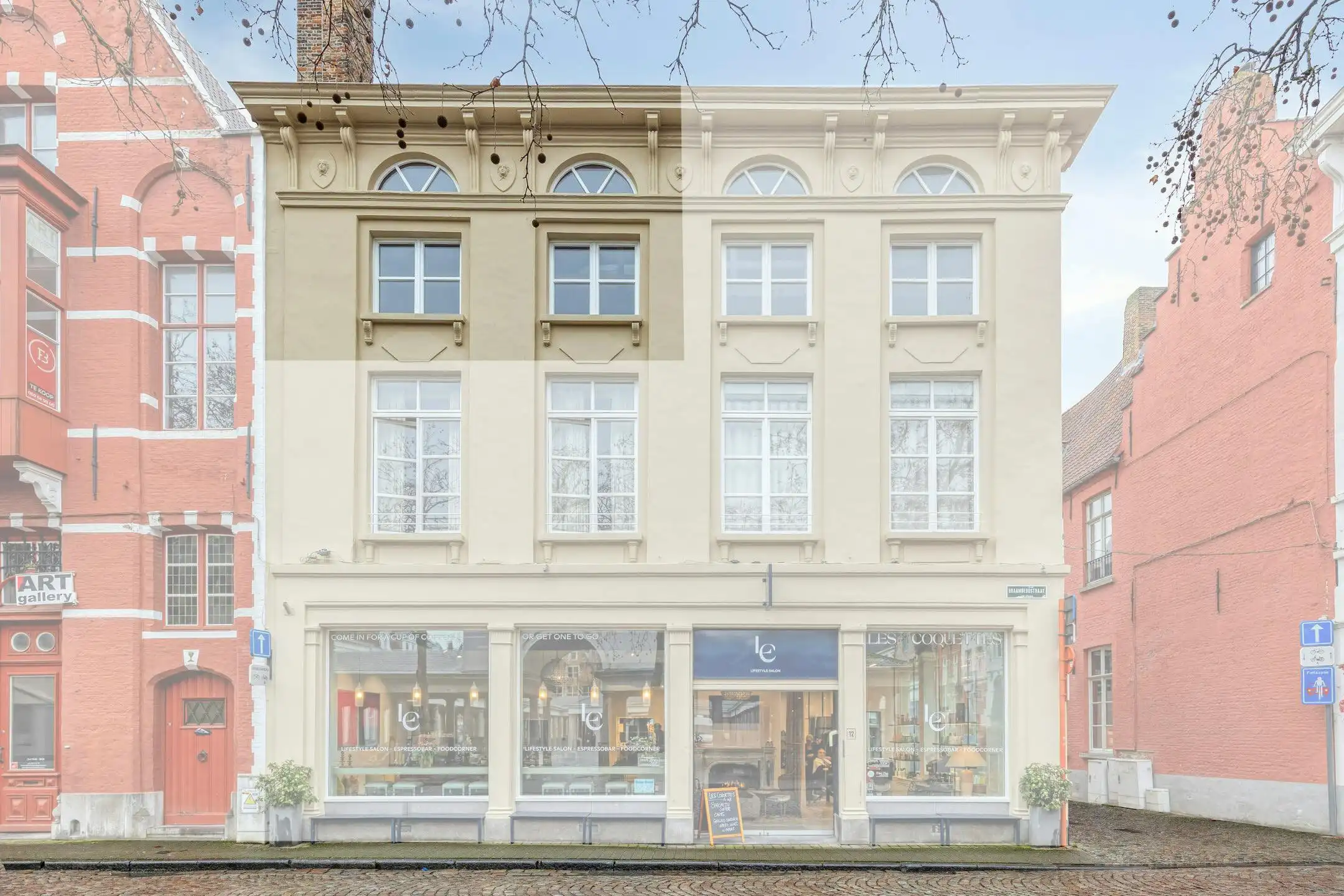 Karaktervol appartement te koop met mezzanine in Brugge foto 2