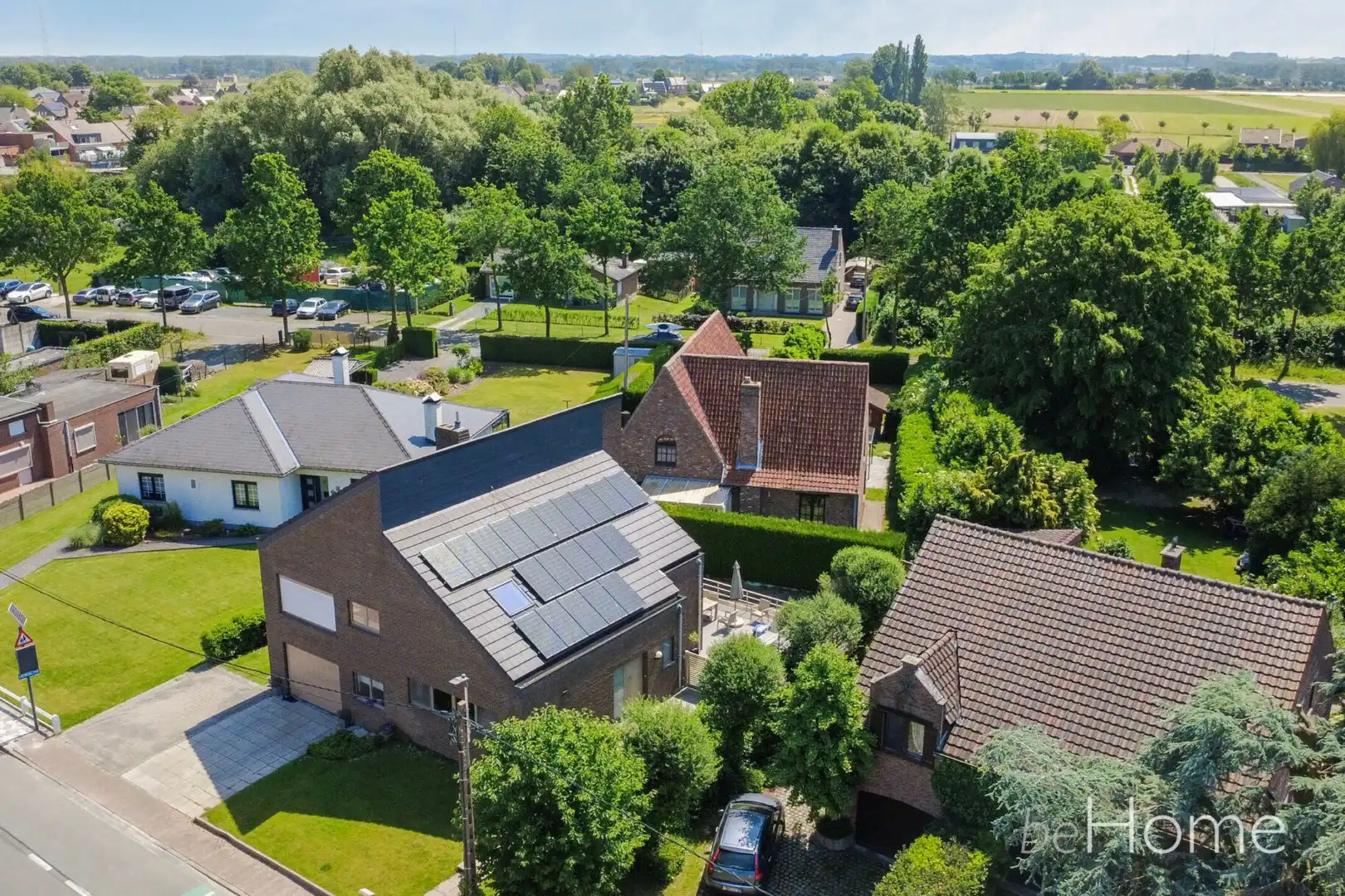 Ruime open bebouwing met 4 slaapkamers, zonnig terras en gunstige energiescore in het groene Peizegem foto 2