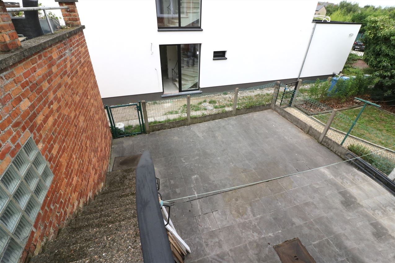Opbrengsteigendom van 2 degelijke appartementen foto 4