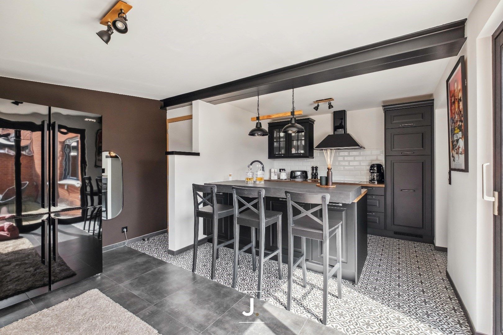 Instapklare gezinswoning met vier slaapkamers, zonnige tuin, grote garage en tal van extra’s – volledig gerenoveerd in 2019 foto 10