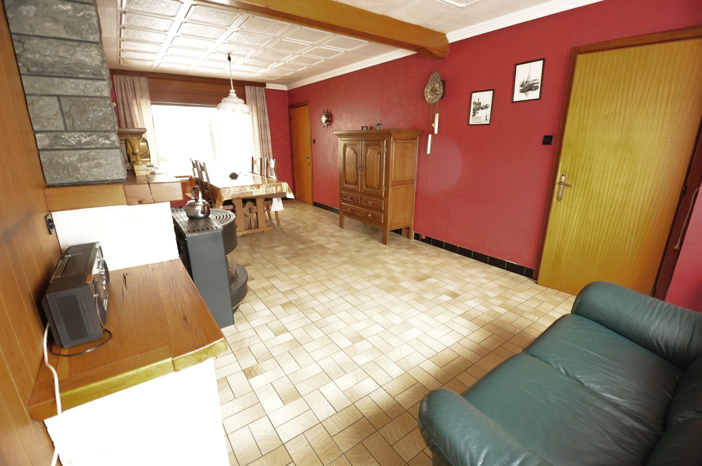 Half-openbebouwing met grote tuin en garage  ! foto 3