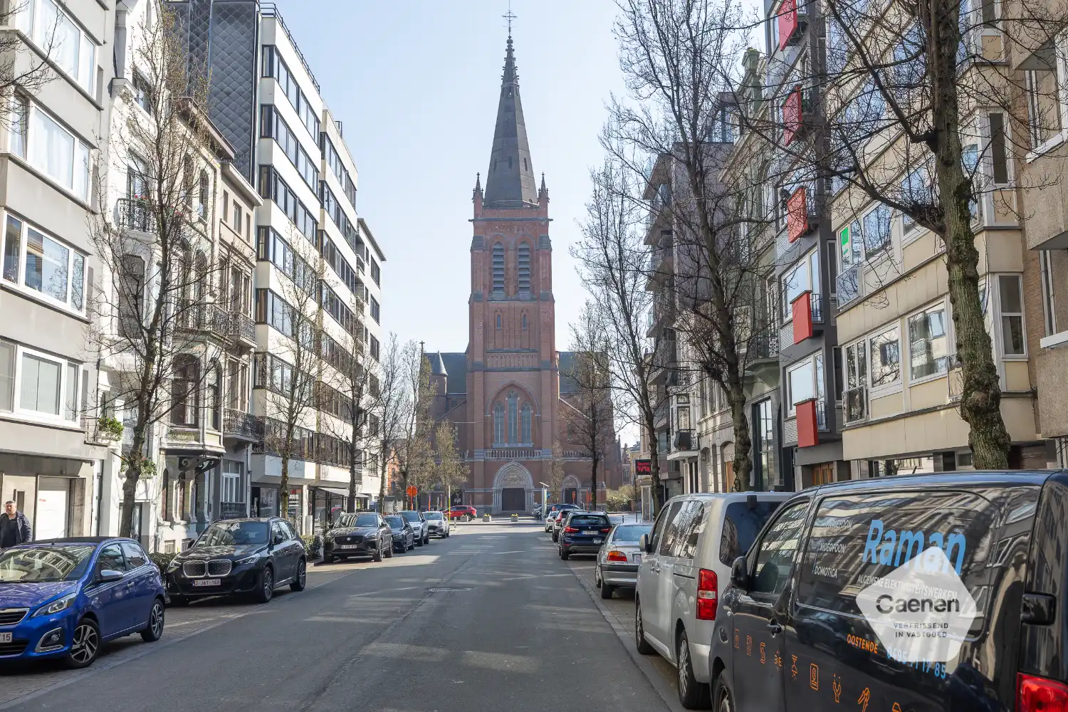 Gerenoveerd drie slaapkamer appartement foto 22