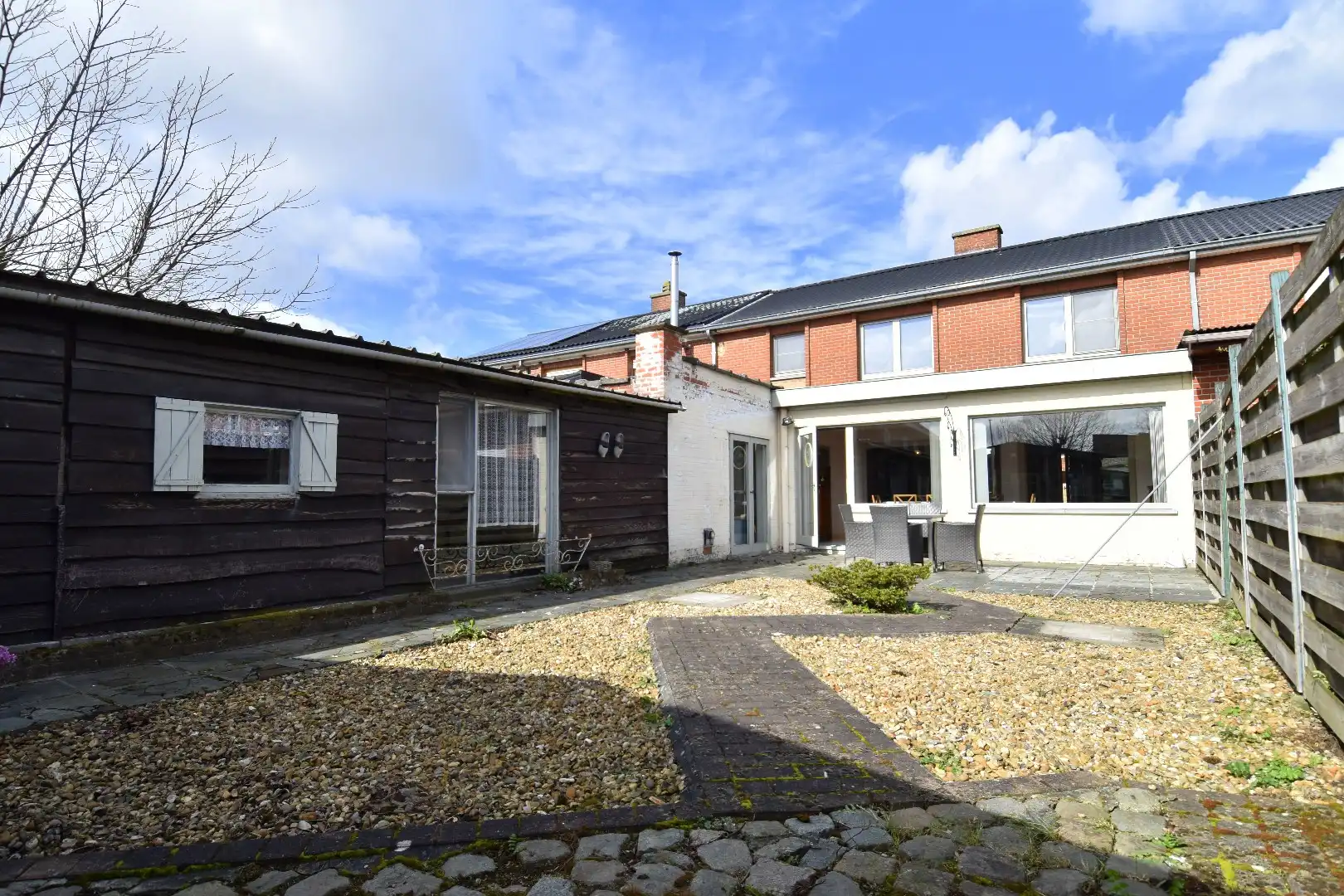 Gezinswoning met 3 slaapkamers, garage en zonnige tuin te koop in kindvriendelijke omgeving te Gullegem foto 14