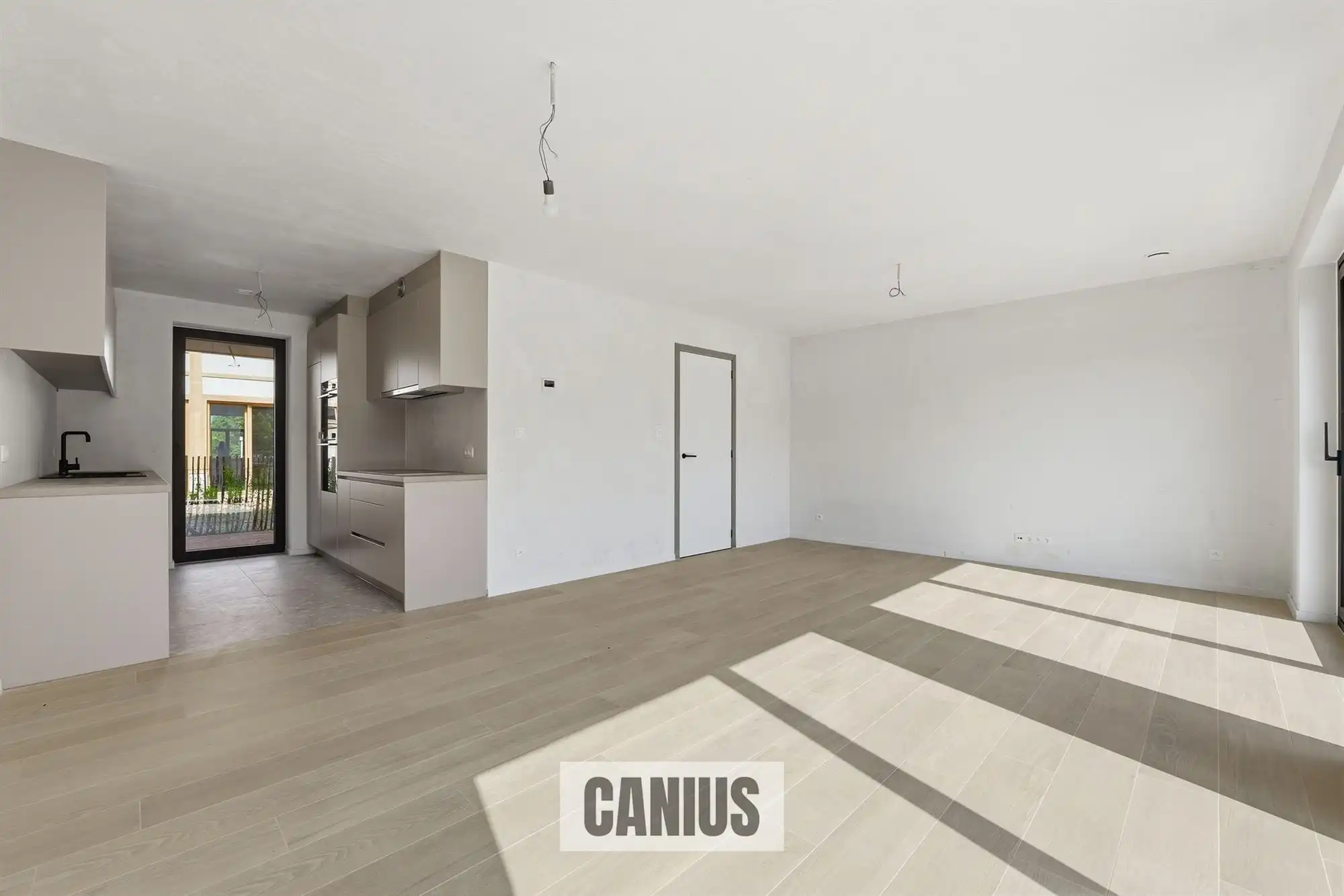 KNAPPE NIEUWBOUWWONING MET 3 SLPKS foto 3
