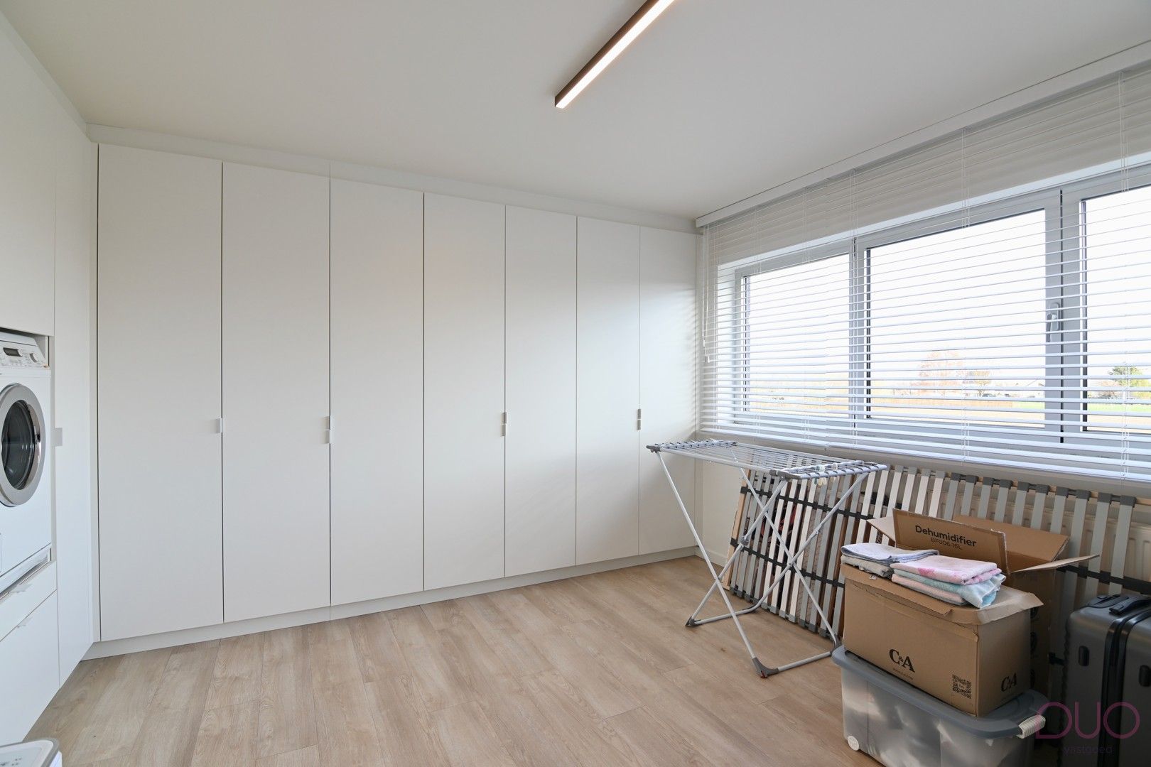 Ontdek ongeëvenaarde luxe en ruimte in deze prachtige villa in het rustige Herk-de-Stad. foto 22