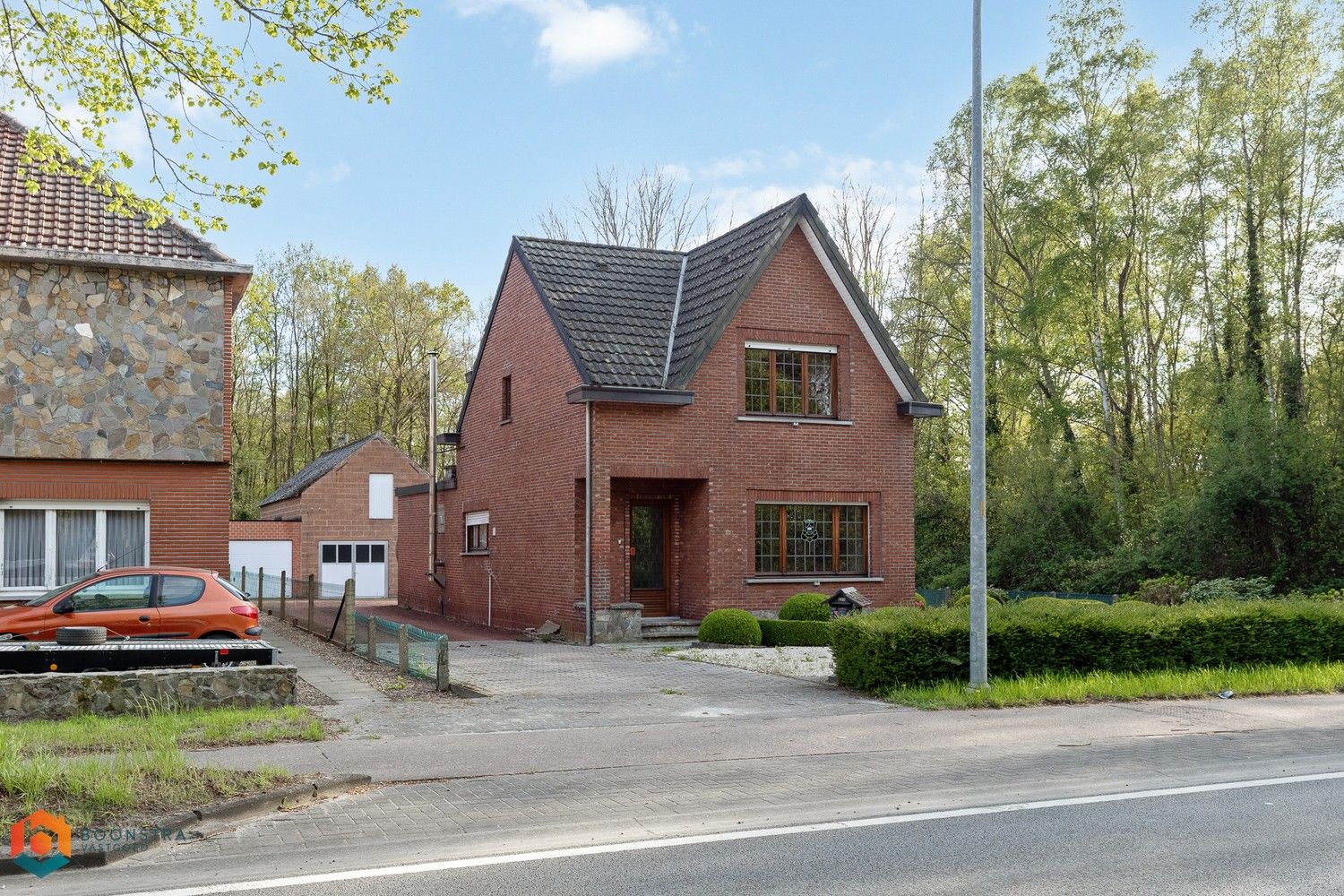 Hoofdfoto van de publicatie: Sfeervolle woning met 3 slpkrs te koop nabij centrum Bonheiden