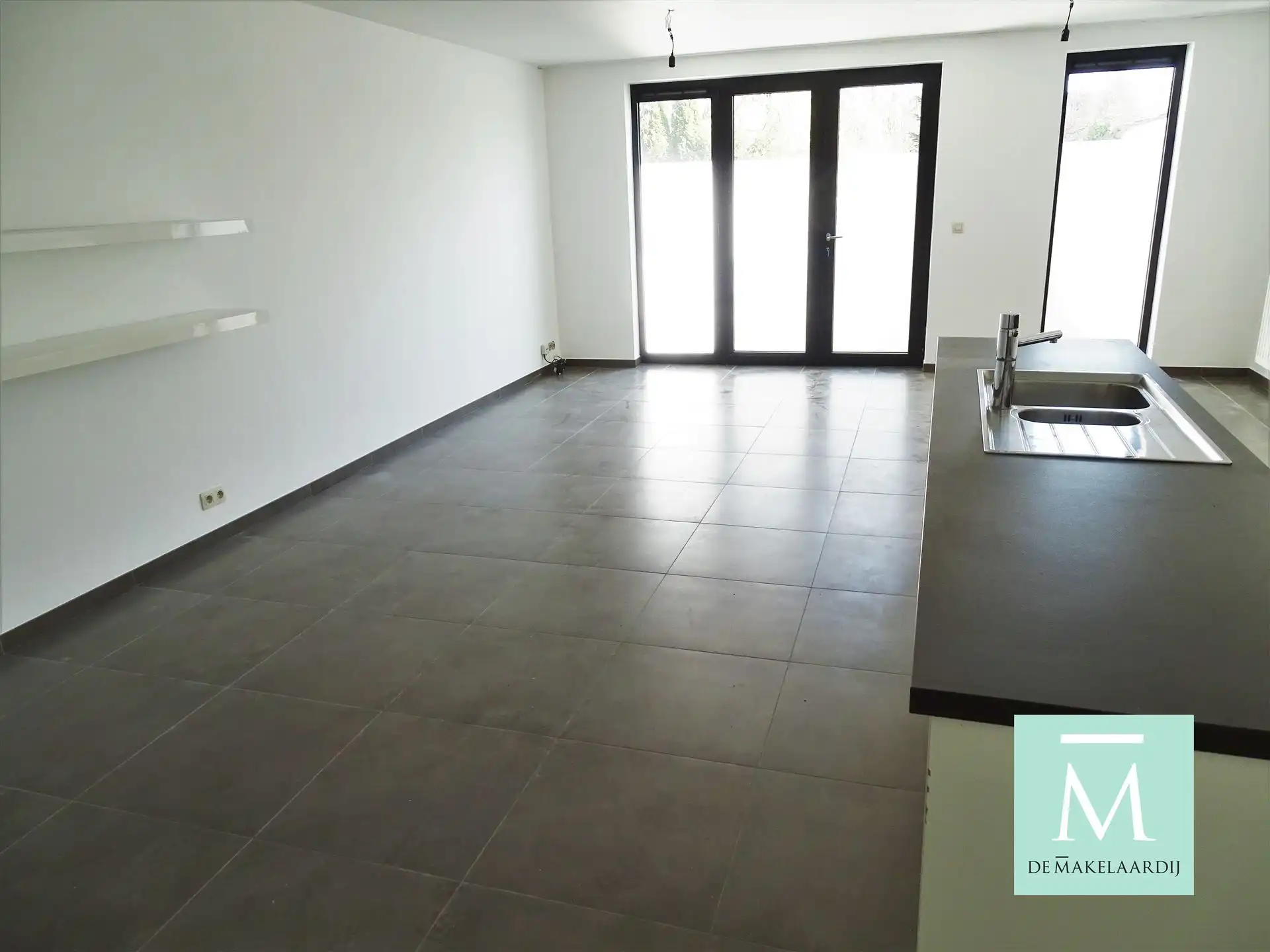 Mooi duplex appartement in centrum SKW met 2 slpkrs en tuin foto 10