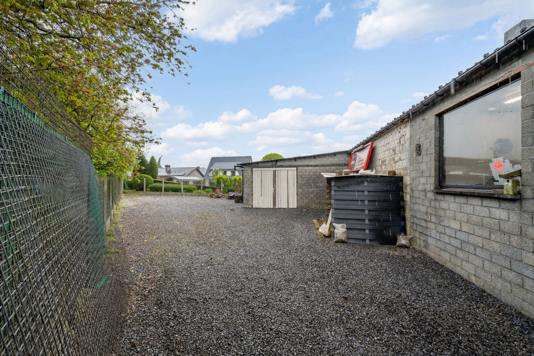 Handelsruimte/bedrijfsgebouw met prachtige villa foto 26