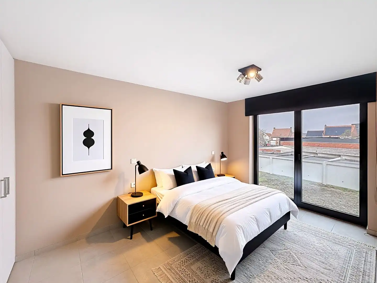 Ruim nieuwbouwappartement gelegen in het centrum foto 8