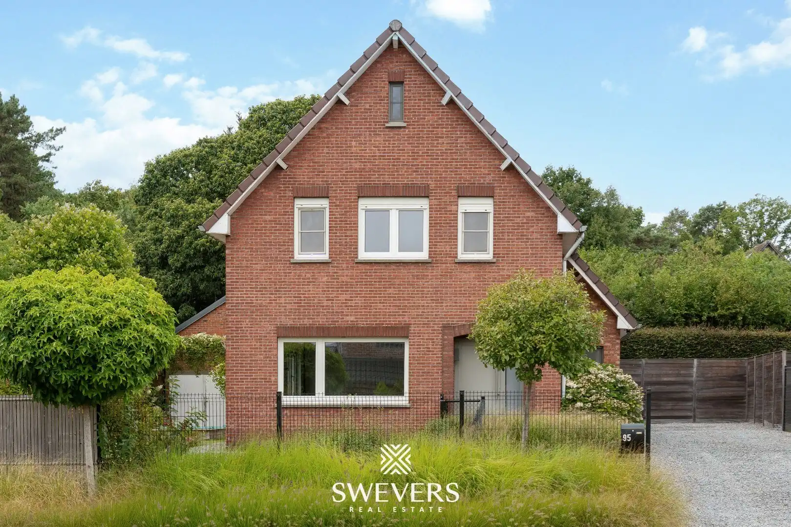 Gerenoveerde gezinswoning (EPC-label A) op zonovergoten perceel van 6a60 in doodlopende straat in Houthalen-Helchteren foto 27