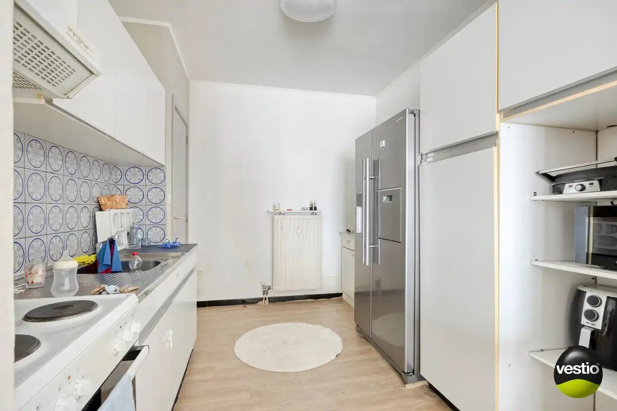 APPARTEMENT 90M² MET 2 SLK GELEGEN IN CENTRUM HOESELT. foto 8