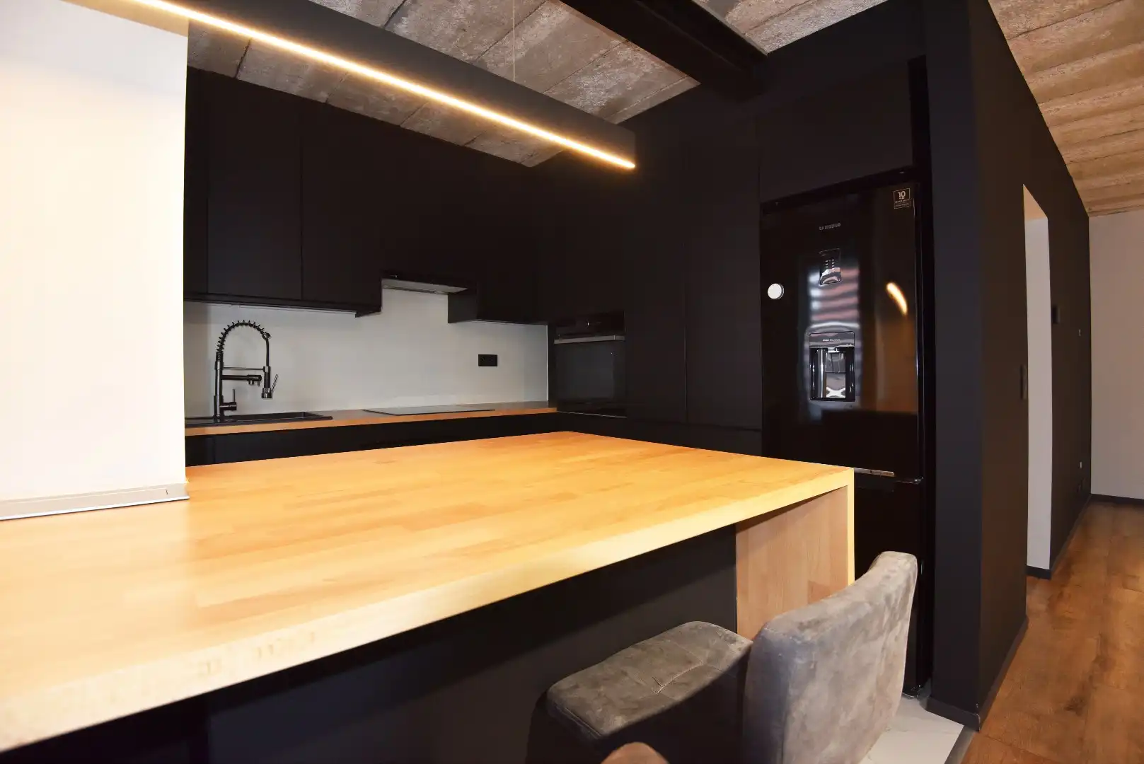 Appartement met 2 slpks en garage te Eeklo foto 4