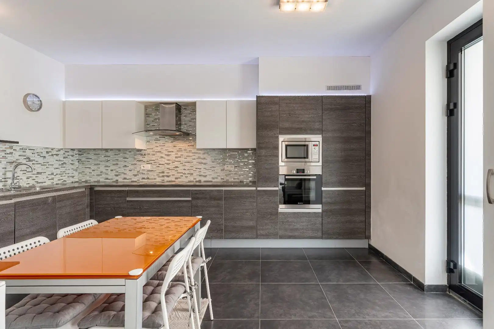 Verzorgde woning met hedendaags energiecomfort, terras, tuin en garage, ideaal voor jong gezin! foto 25