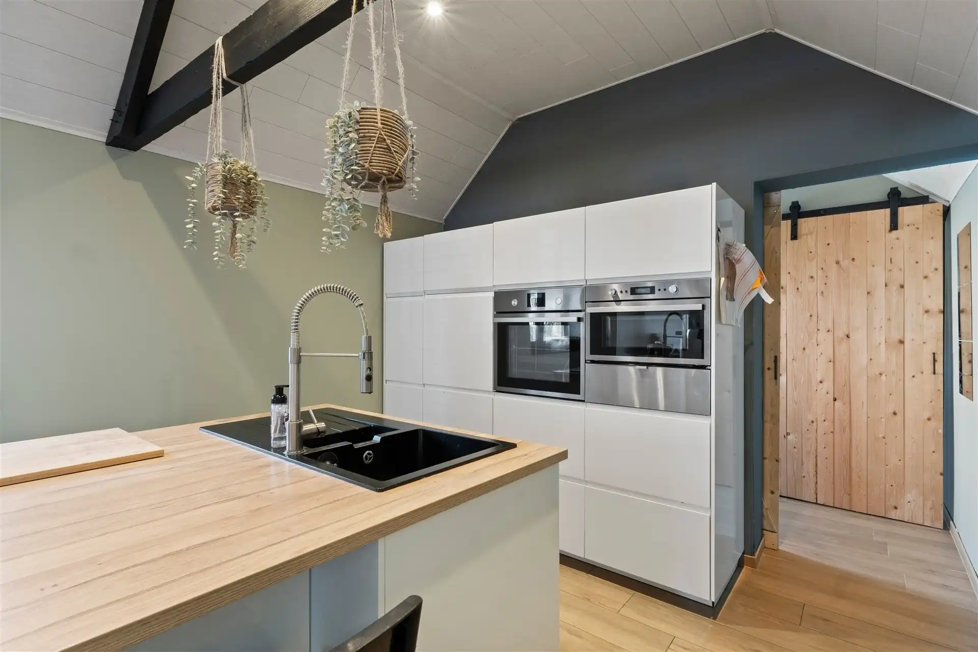 Leuke, open bebouwing op 1341m² grond.  foto 9