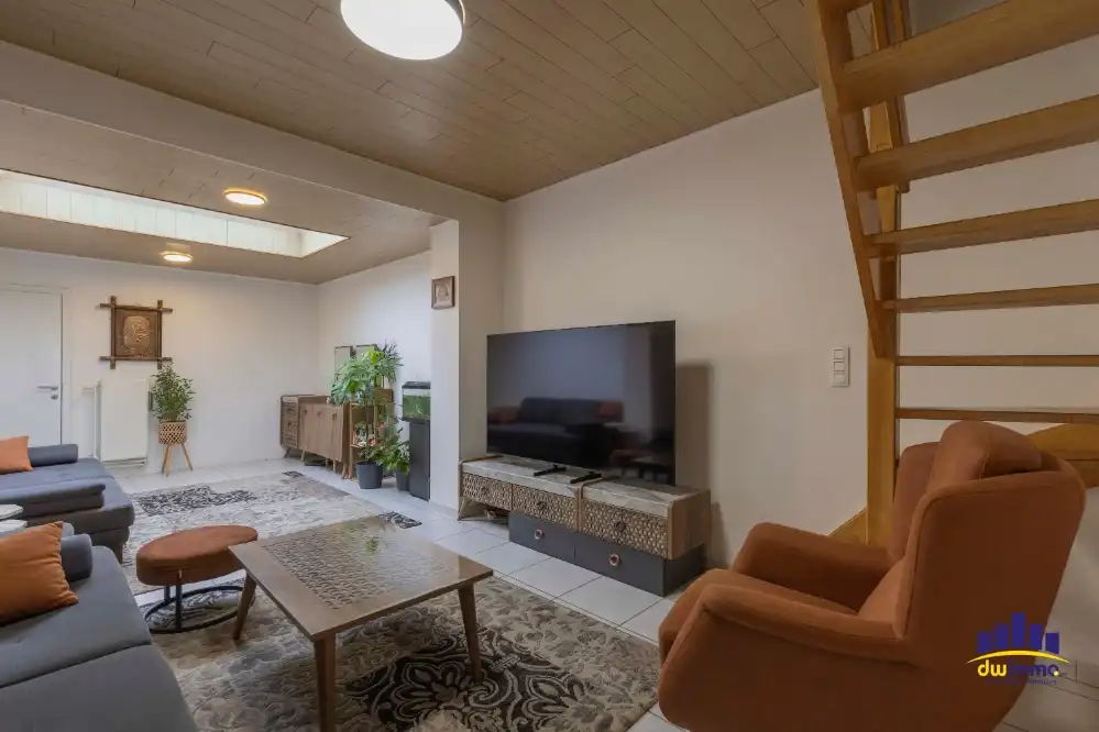 Charmante, gerenoveerde woning met mooie gevel in Ledeberg foto 4