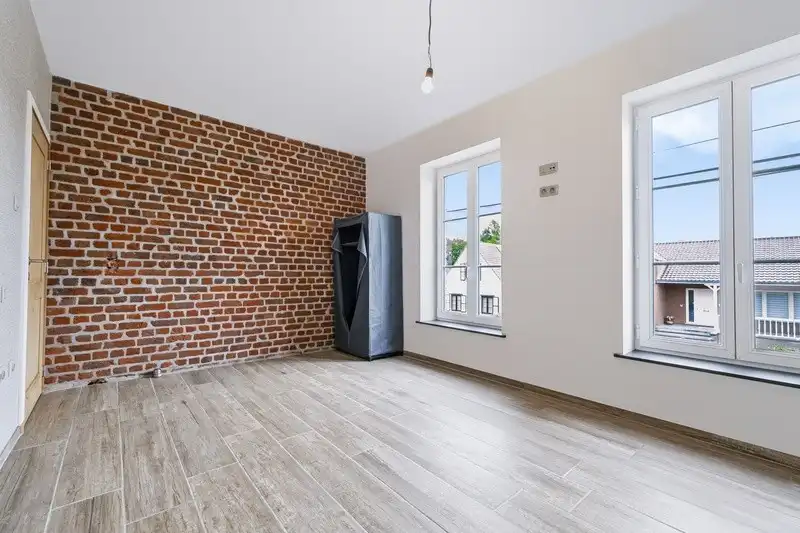 Karaktevolle eengezinswoning met garage en ruime tuin foto 25