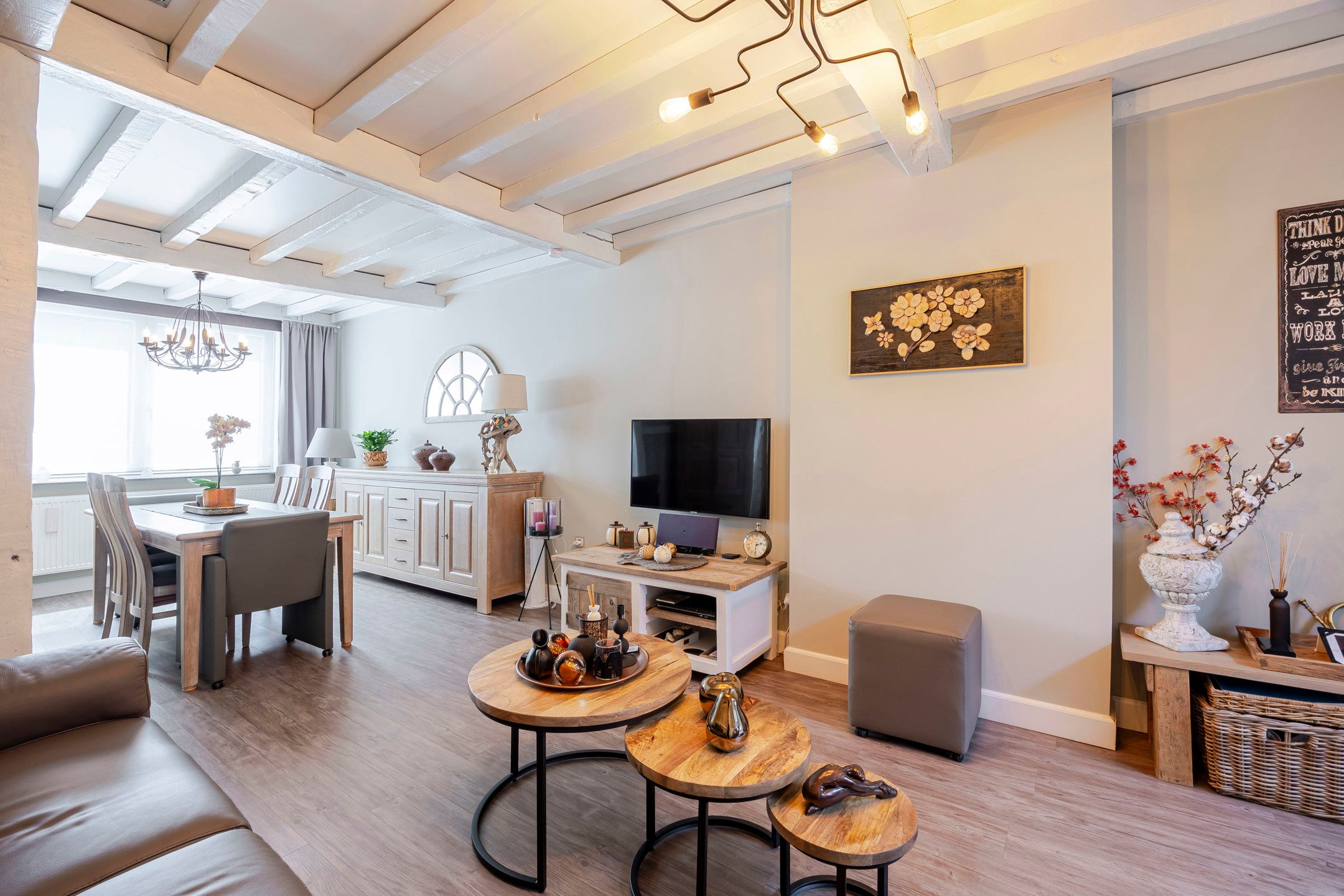 Instapklare rijwoning op uitstekende locatie foto 3