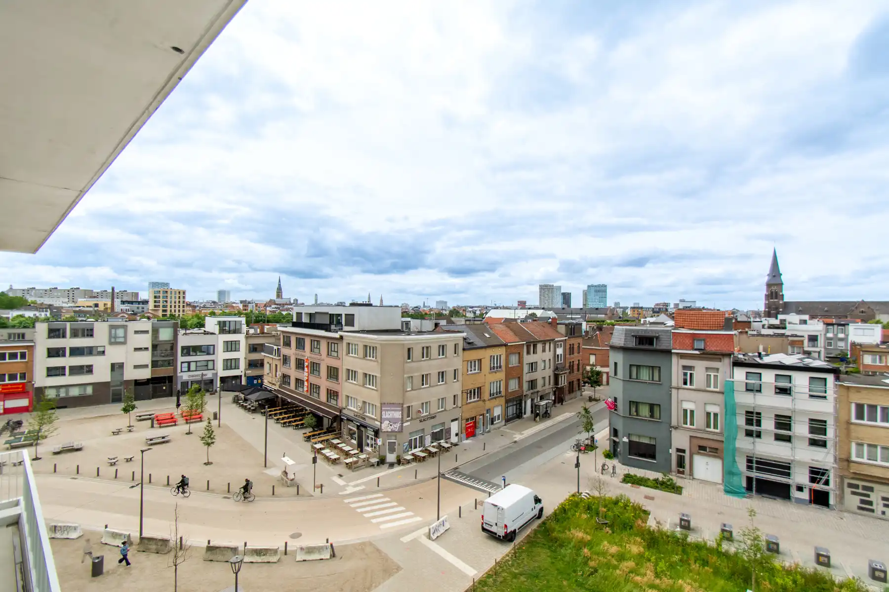 Lichtrijk nieuwbouw duplex met 2 kamers en 2 terrassen foto 4