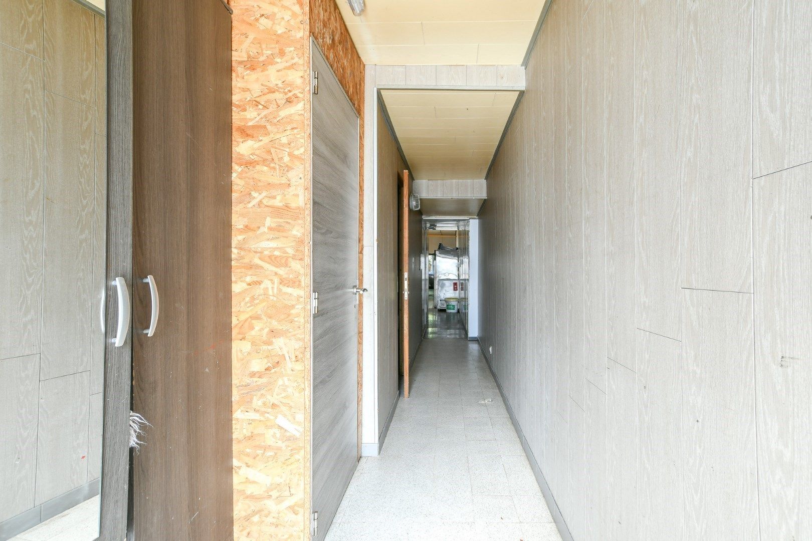 Te renoveren woning op Centrale Locatie met Diverse Mogelijkheden foto 13