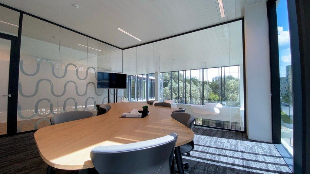 Full service kantoren in d'Office Gent aan The Loop foto 17