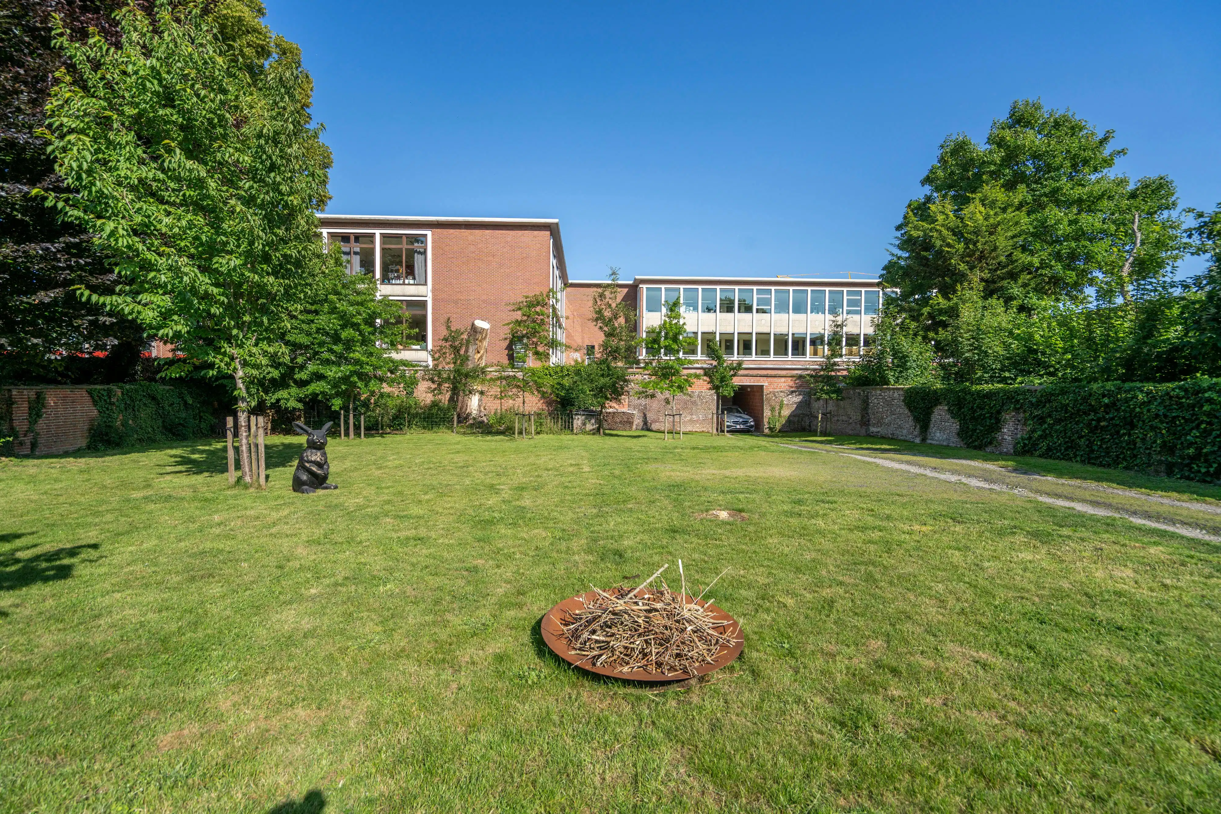 Prachtig gerenoveerde appartement te koop met uitweg  foto 18