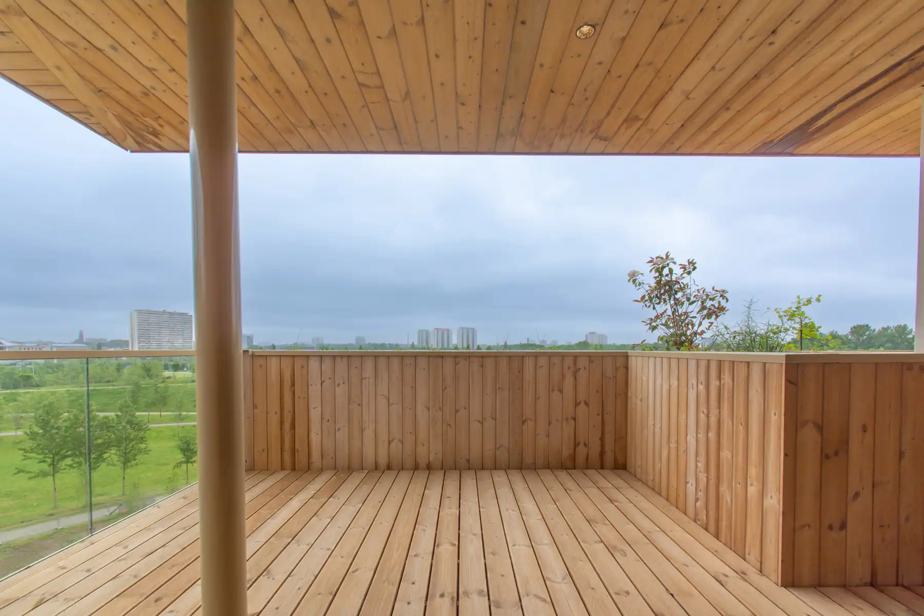 Prachtig gemeubelde 3-kamer penthouse met grote terrassen foto 20