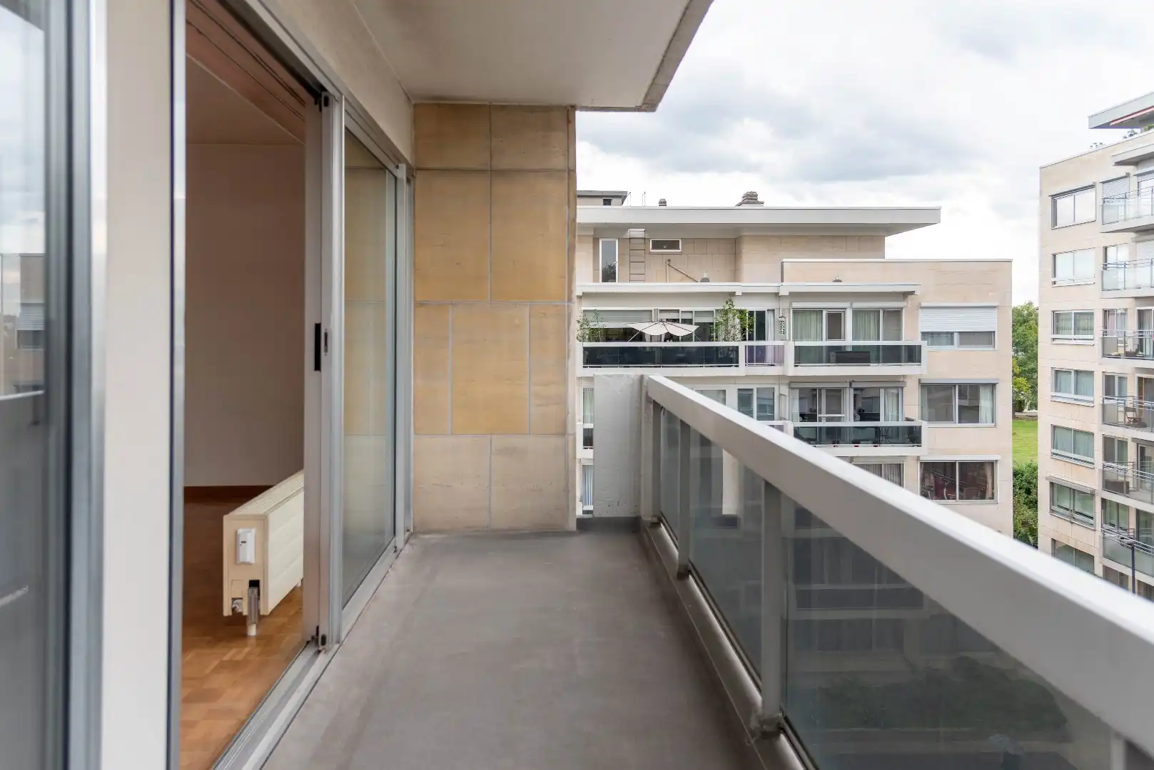 Aangenaam 2-slaapkamerappartement met terras op centrale ligging foto 16