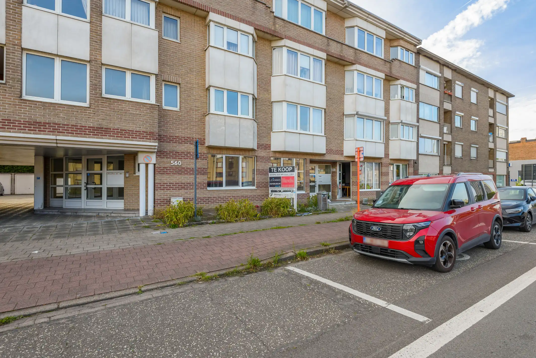 Ruim en verzorgd gelijkvloers appartement met 3 slaapkamers foto 13