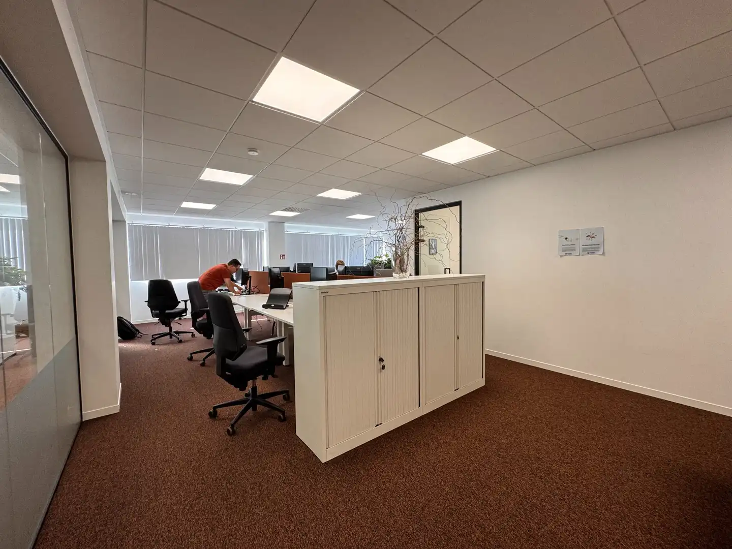 Kantoorverdieping van 450 m² te Oostkamp foto 4