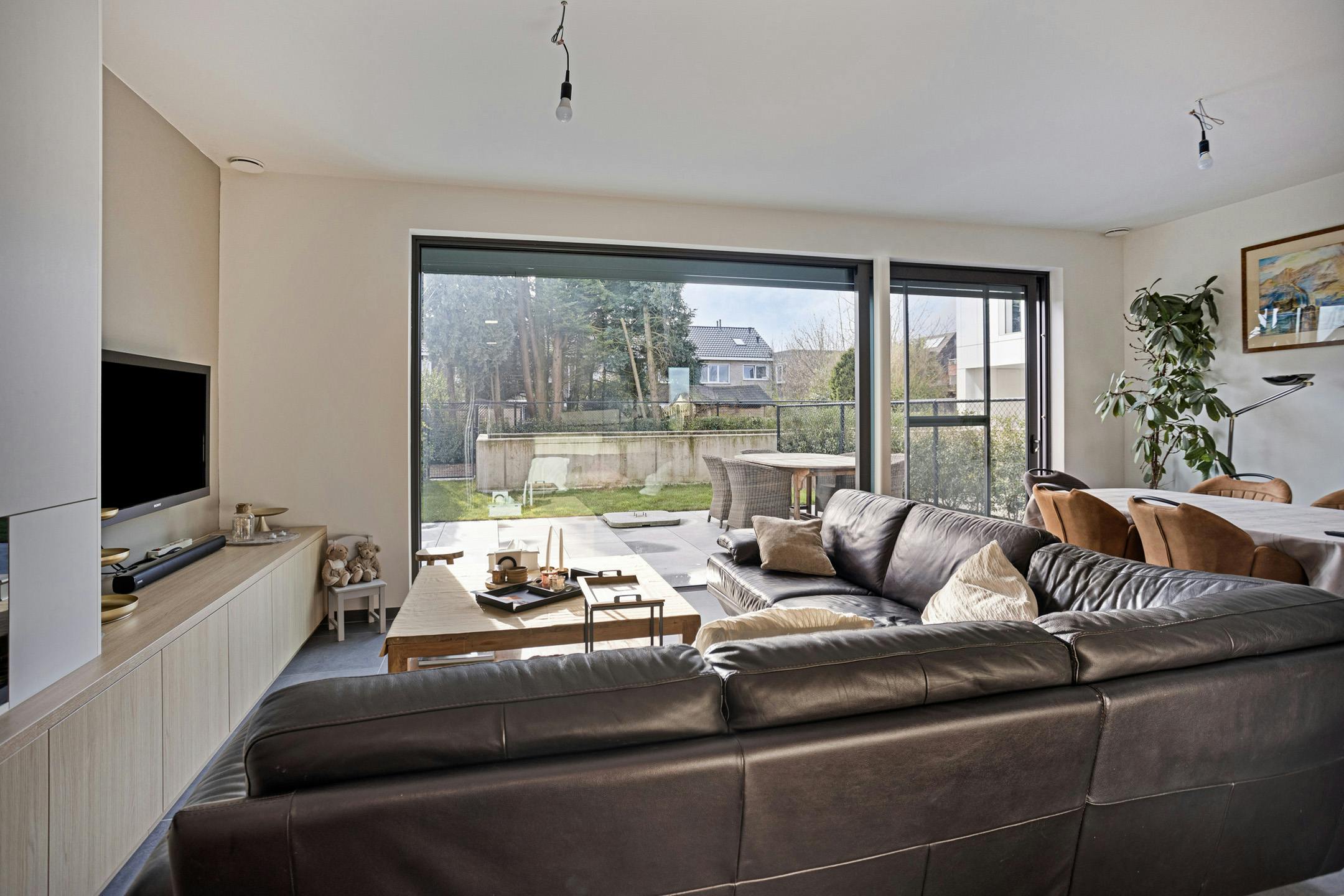 Ruime en kwalitatieve woning te koop in Brecht! foto 8