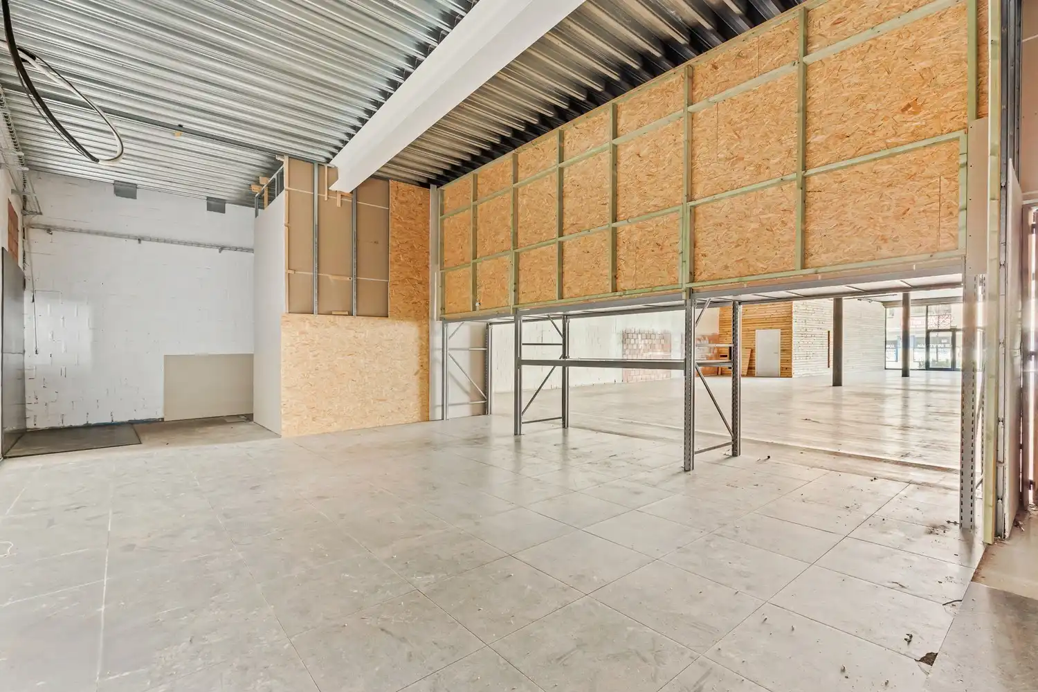 In te richten handelsgelijkvloers op toplocatie te Keerbergen foto 13