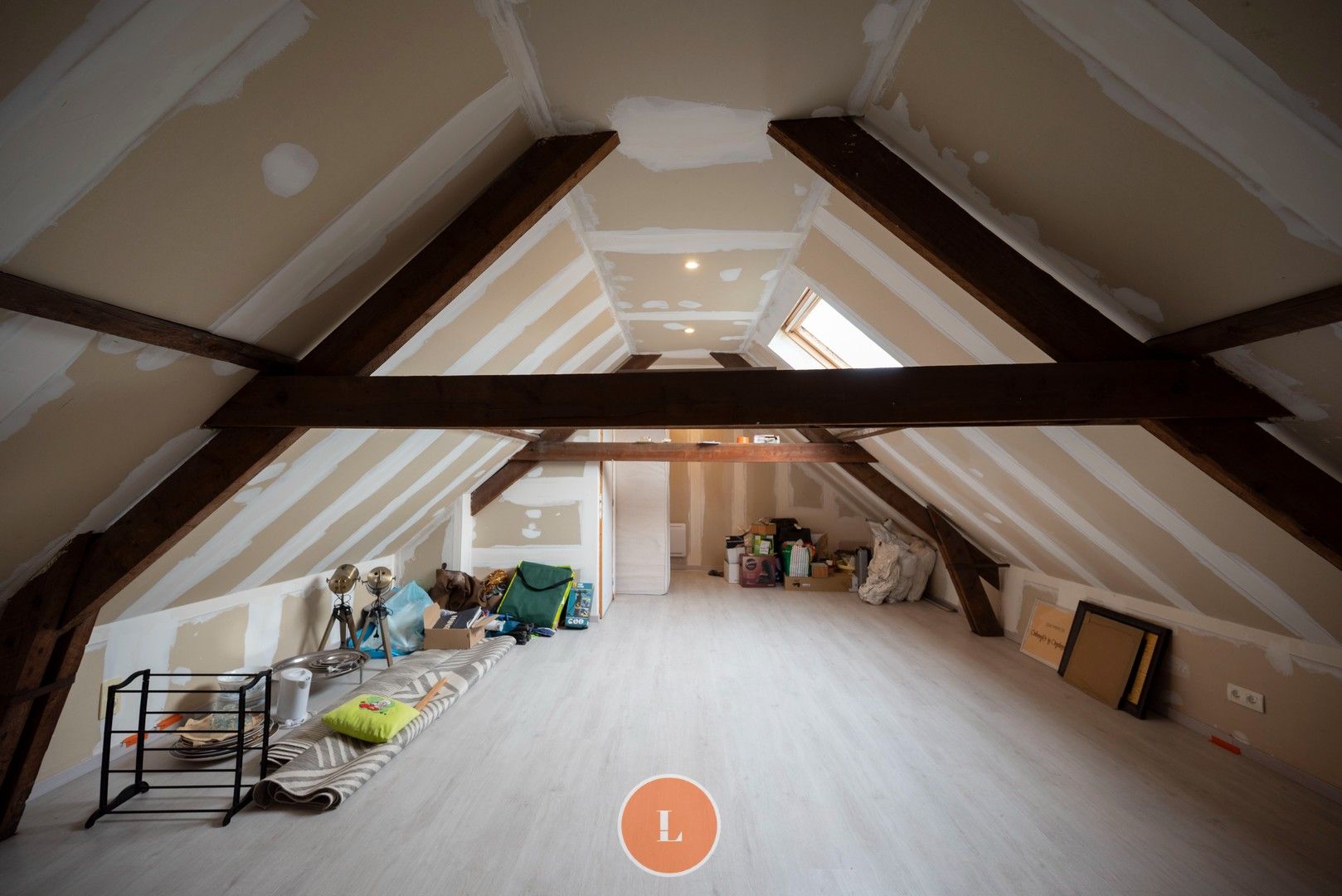 Woning met 4 slaapkamers en garage te koop in Menen foto 17