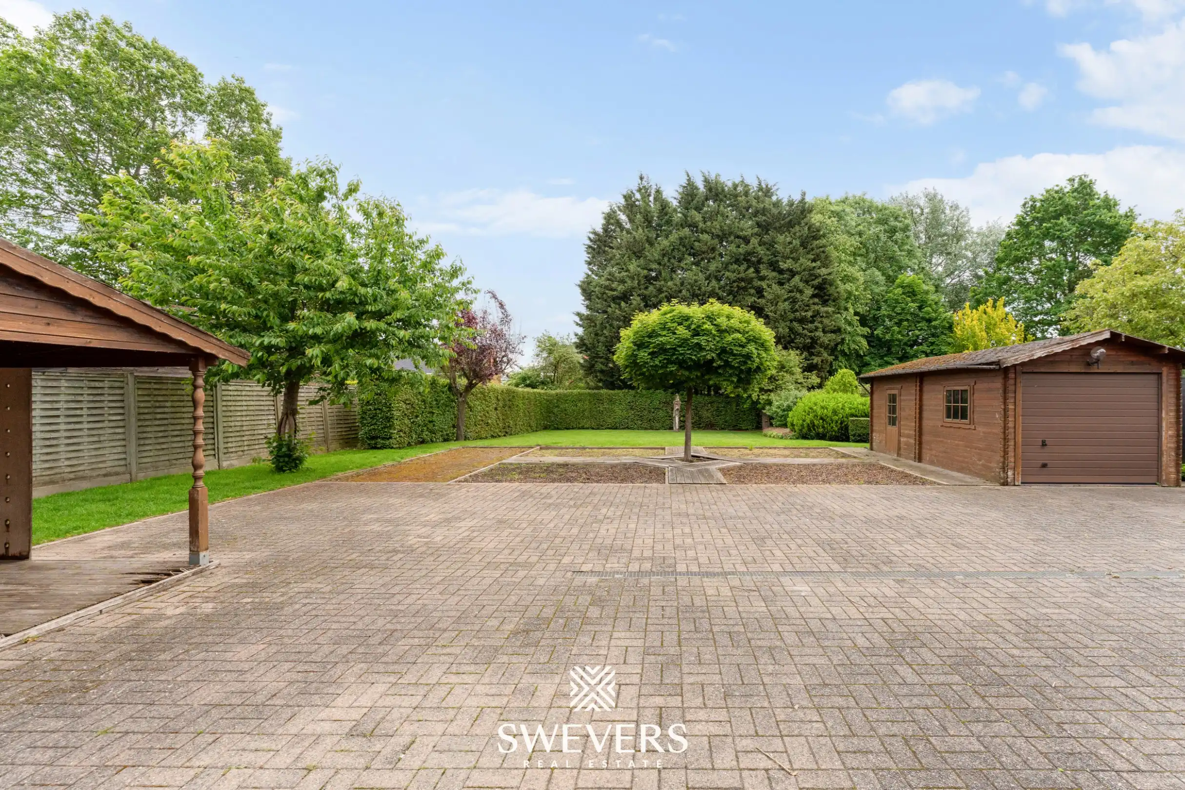 Bijzonder ruime villa (346m²) met mooie grote tuin op centrale locatie in Alken foto 35