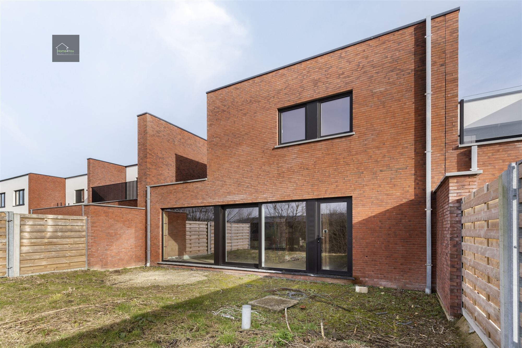 Grote nieuwbouwwoning zonder BTW !!, 3 slaapkamers, wind en waterdicht. foto 6