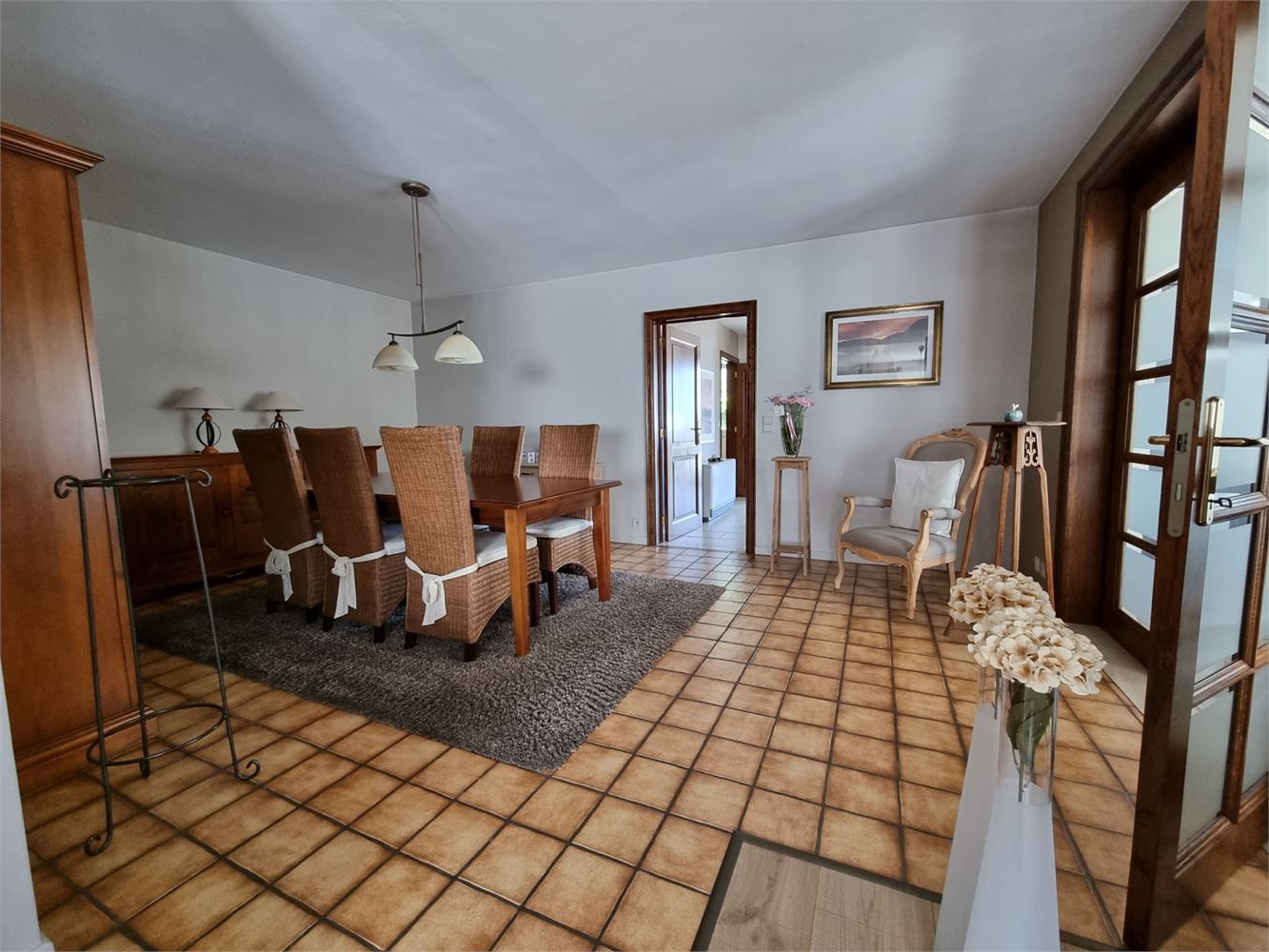 Ruime, residentieel gelegen woning met werkplaats op 15a foto 7