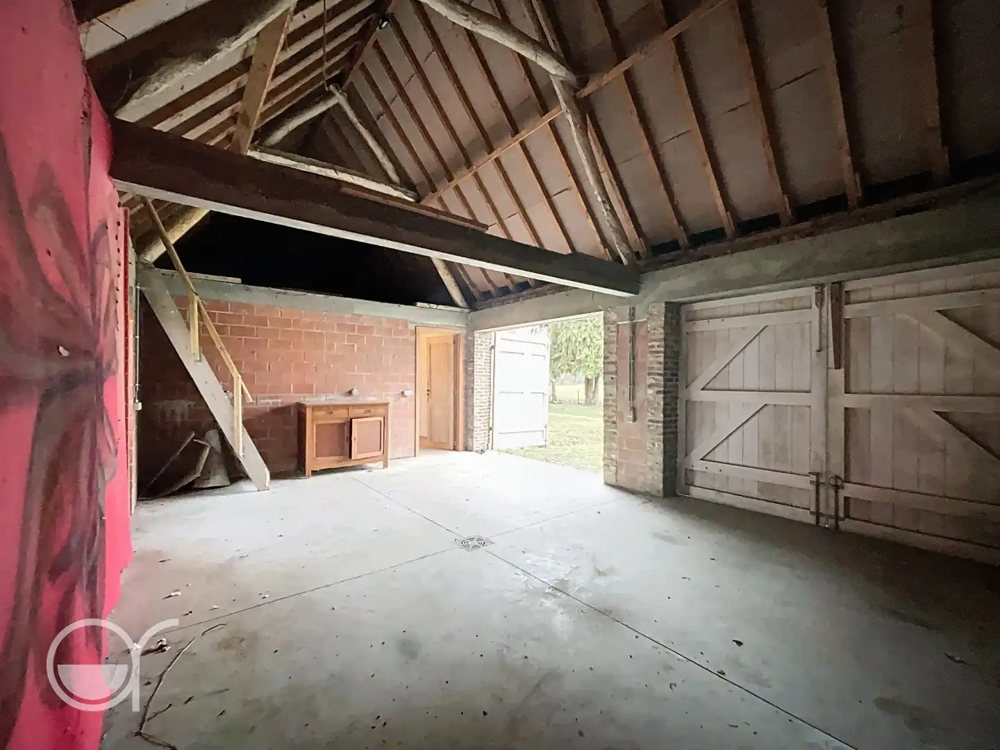 Mooie hoeve met bijgebouwen en zicht op kasteel foto 26
