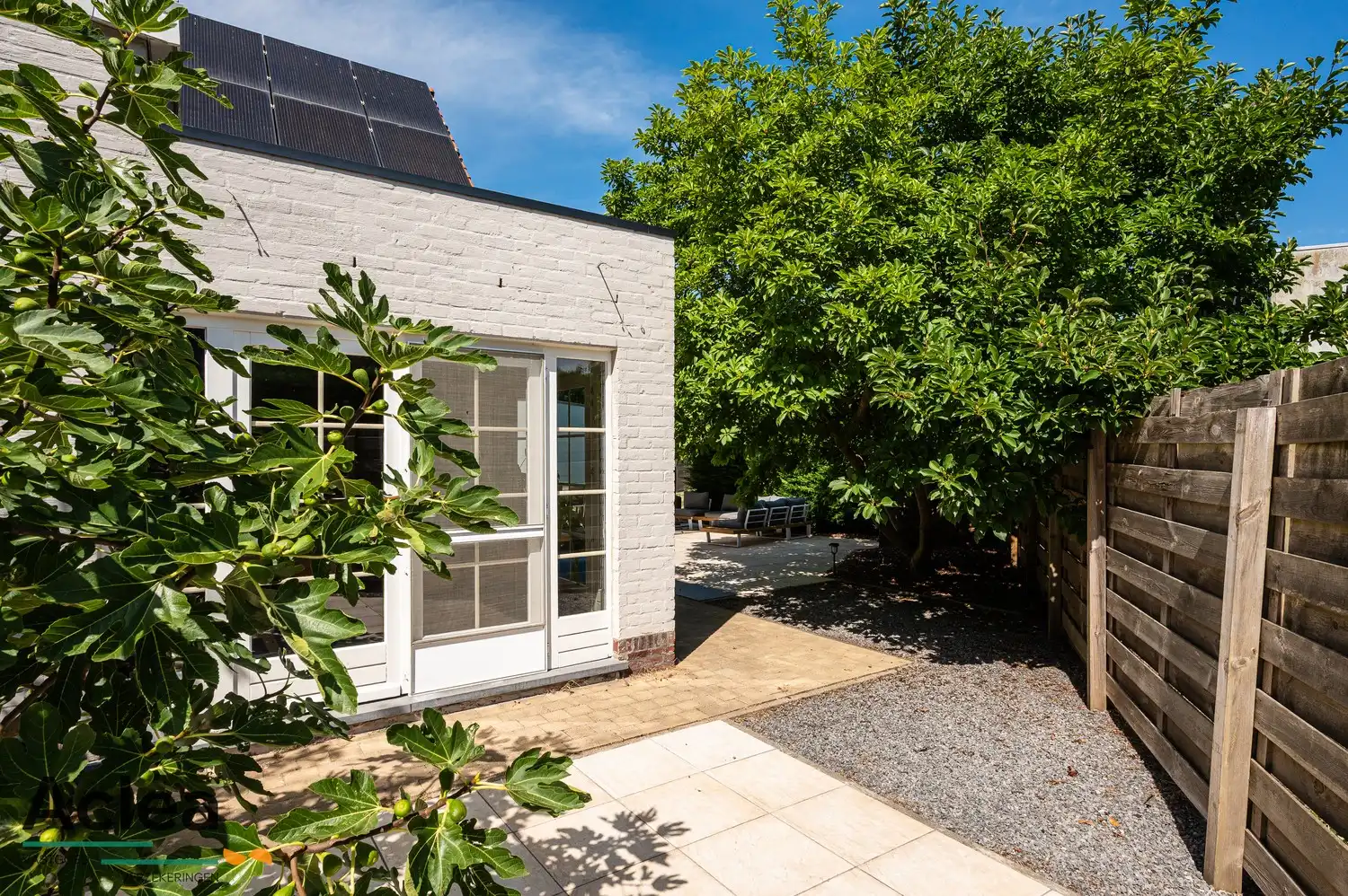 Knappe vrijstaande woning op ruim perceel foto 37