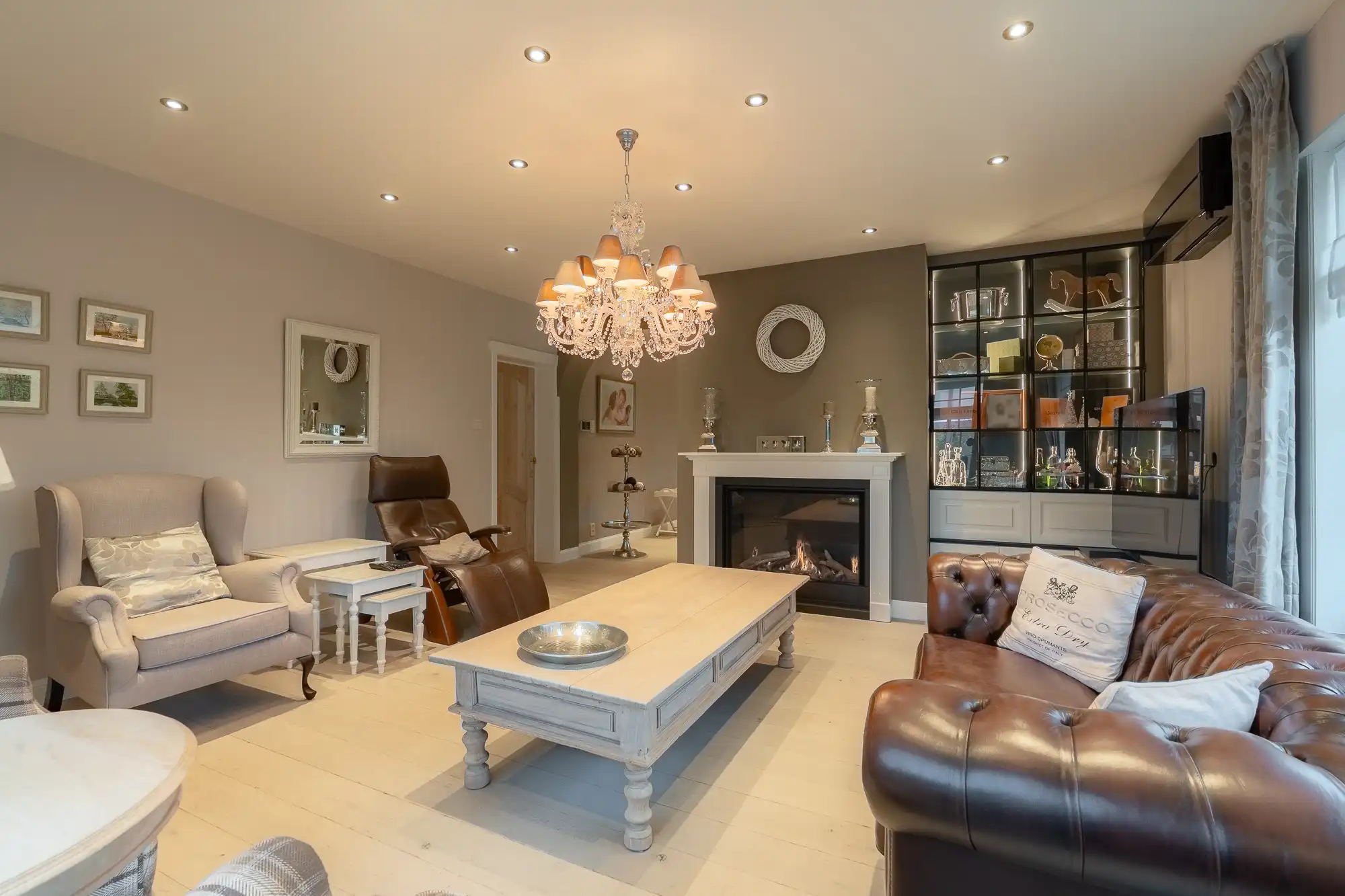 Ruime villa met bureau, veranda en wellness in Averbode foto 3