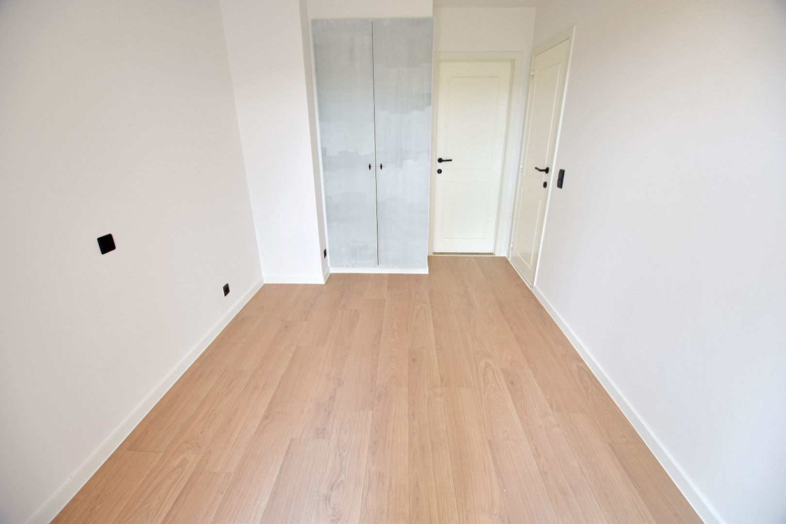 Ongemeubeld hoekappartement in hartje Zoute nabij het Albertplein foto 12
