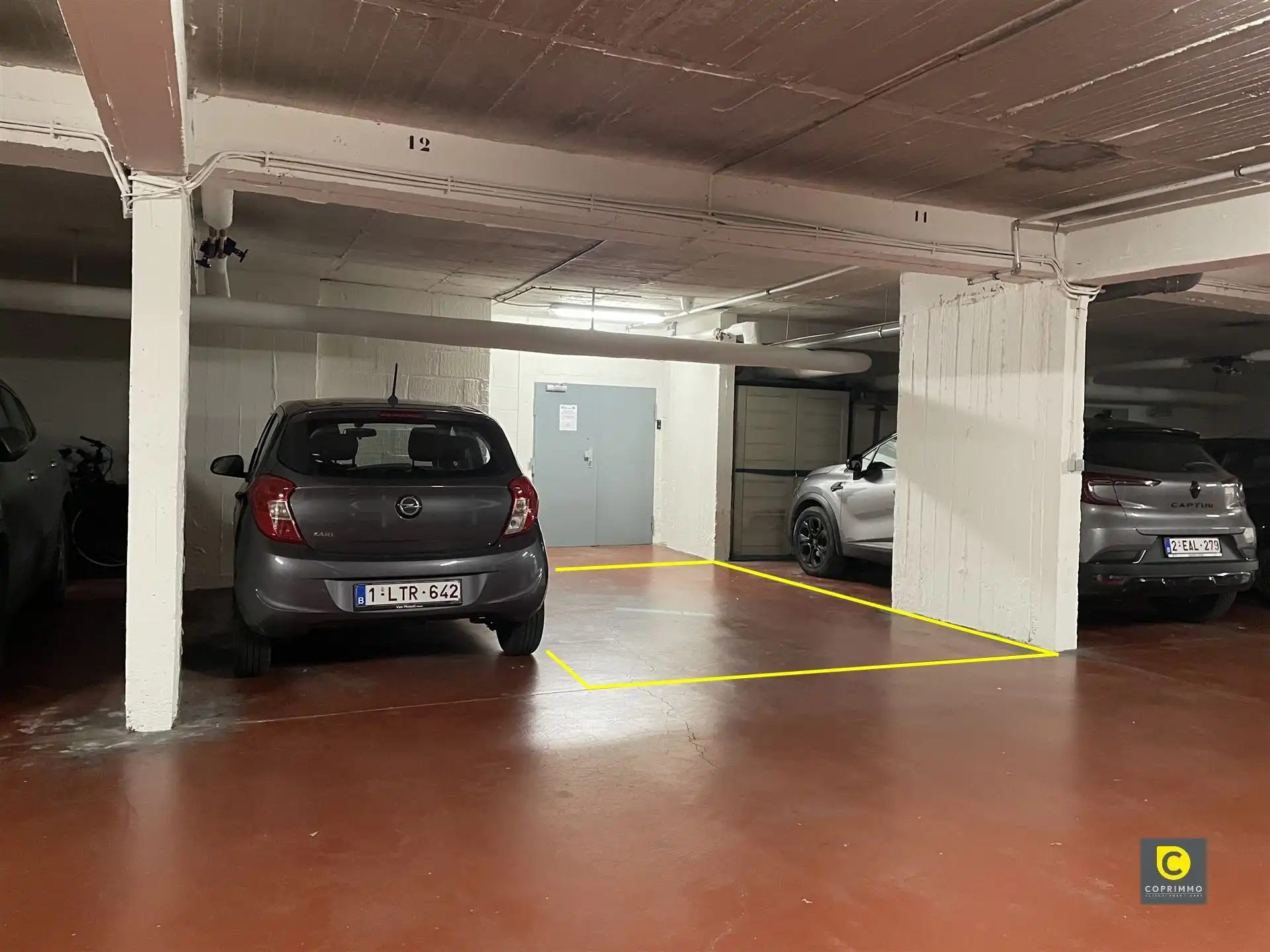 Ruime ondergrondse autostaanplaats! foto 2