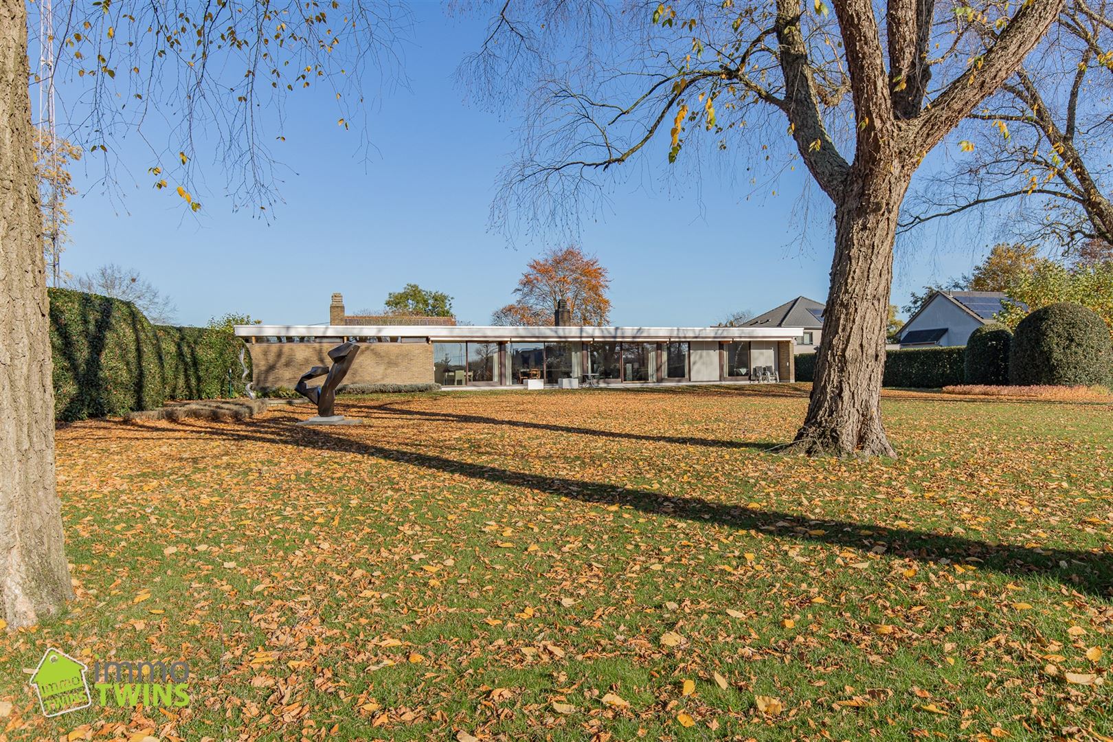 Stijlvolle villa-bungalow op ruim perceel met zuidgerichte tuin  foto 25