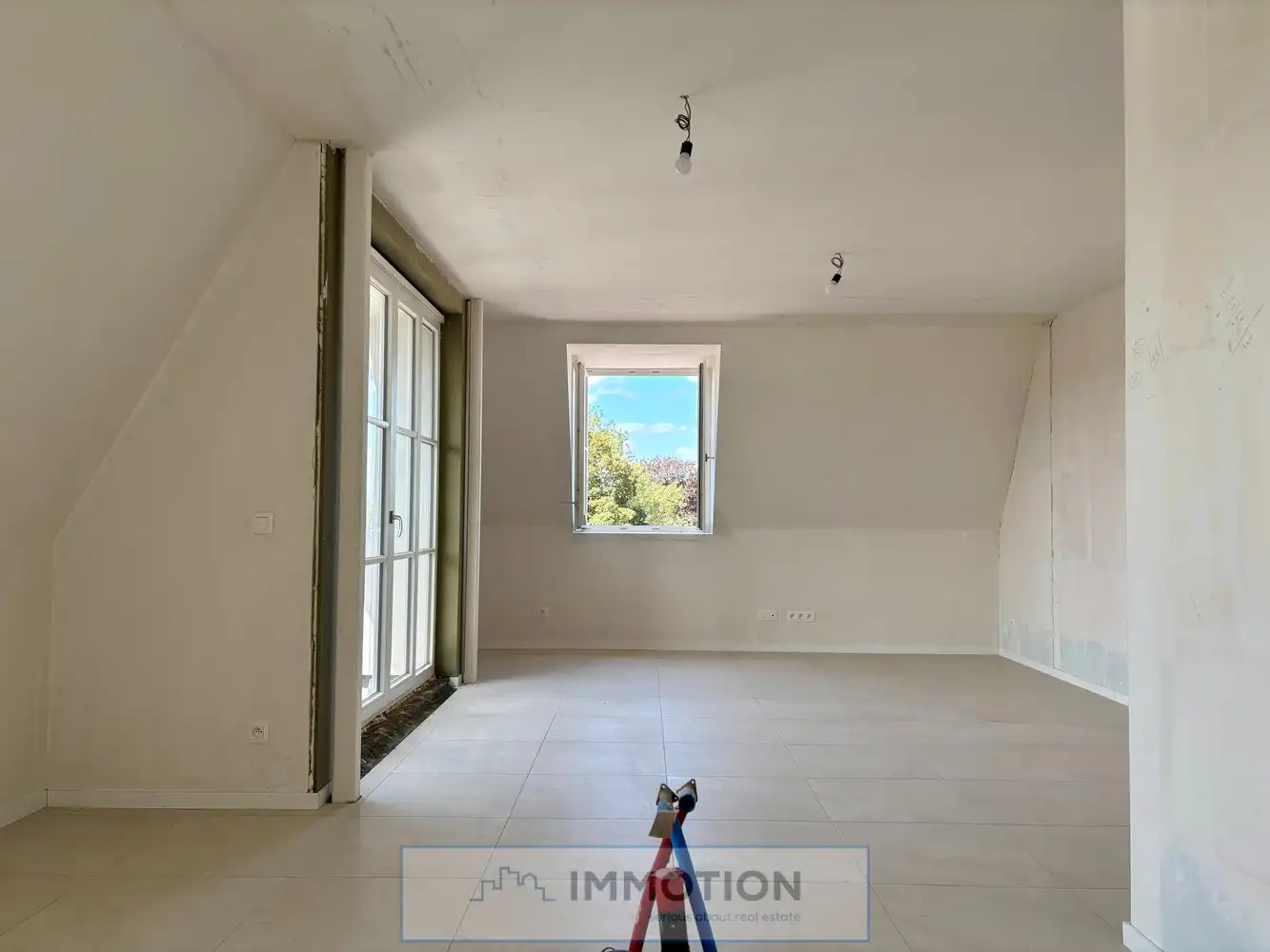 Appartement met 2 slaapkamers op de vierde verdieping foto 3
